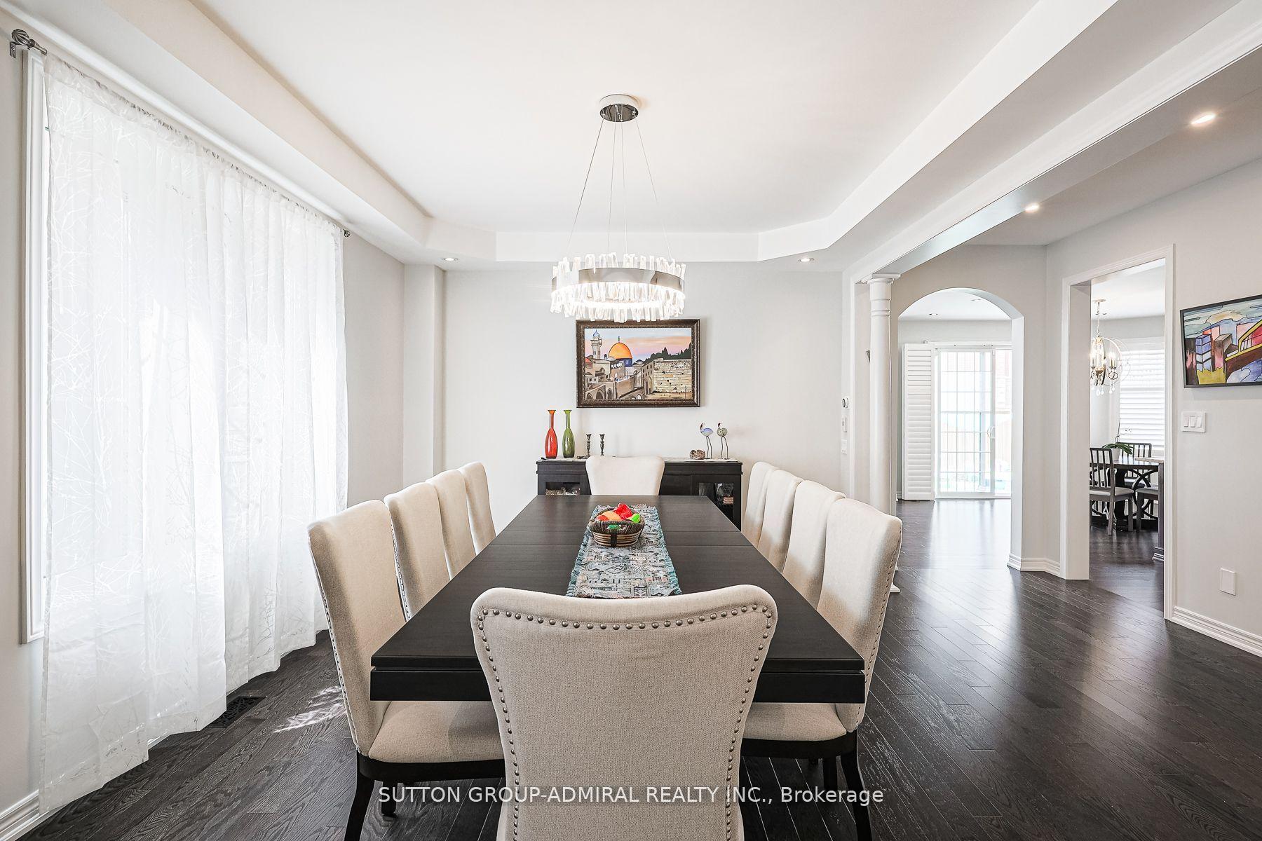 Photo 32 of 163 Heintzman Crescent, Vaughan, Patterson — HOMEH