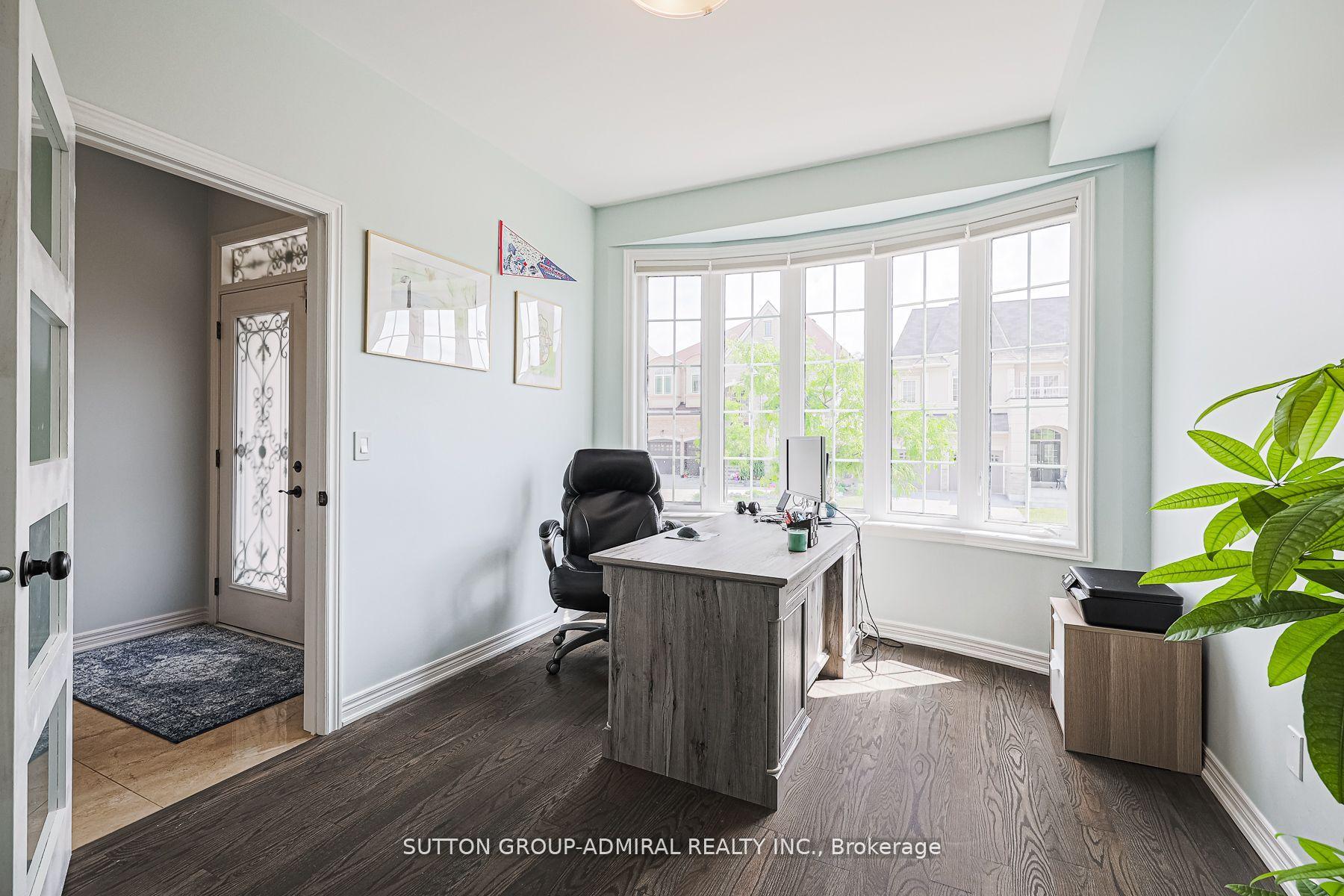 Photo 34 of 163 Heintzman Crescent, Vaughan, Patterson — HOMEH