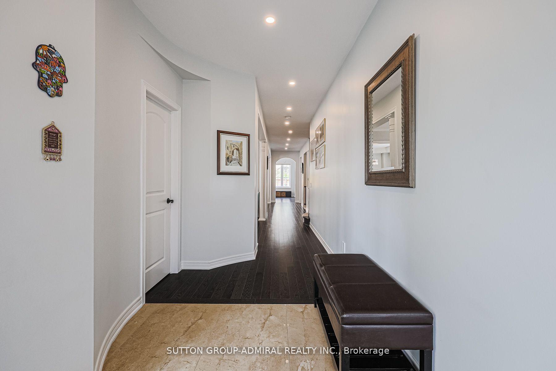 Photo 35 of 163 Heintzman Crescent, Vaughan, Patterson — HOMEH