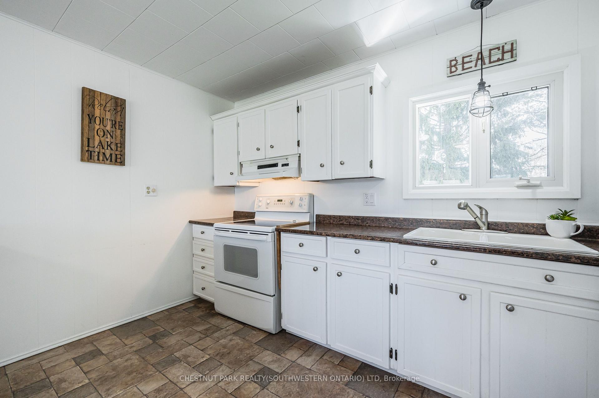 Photo 16 of 72562 Princess Street, Bluewater, Hay — HOMEH