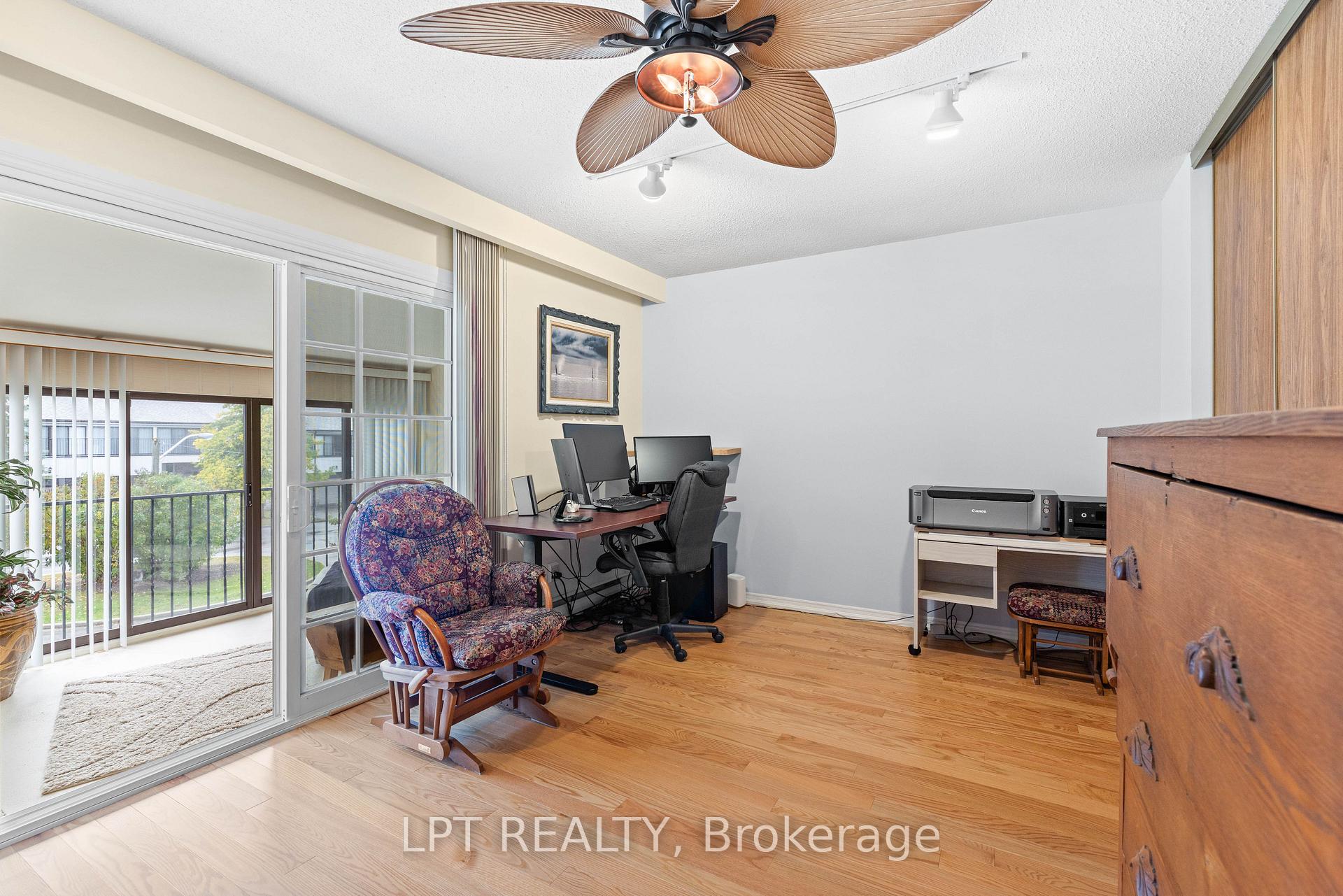 Photo 21 of Unit 16, 433 May Street, Brock, Beaverton — HOMEH