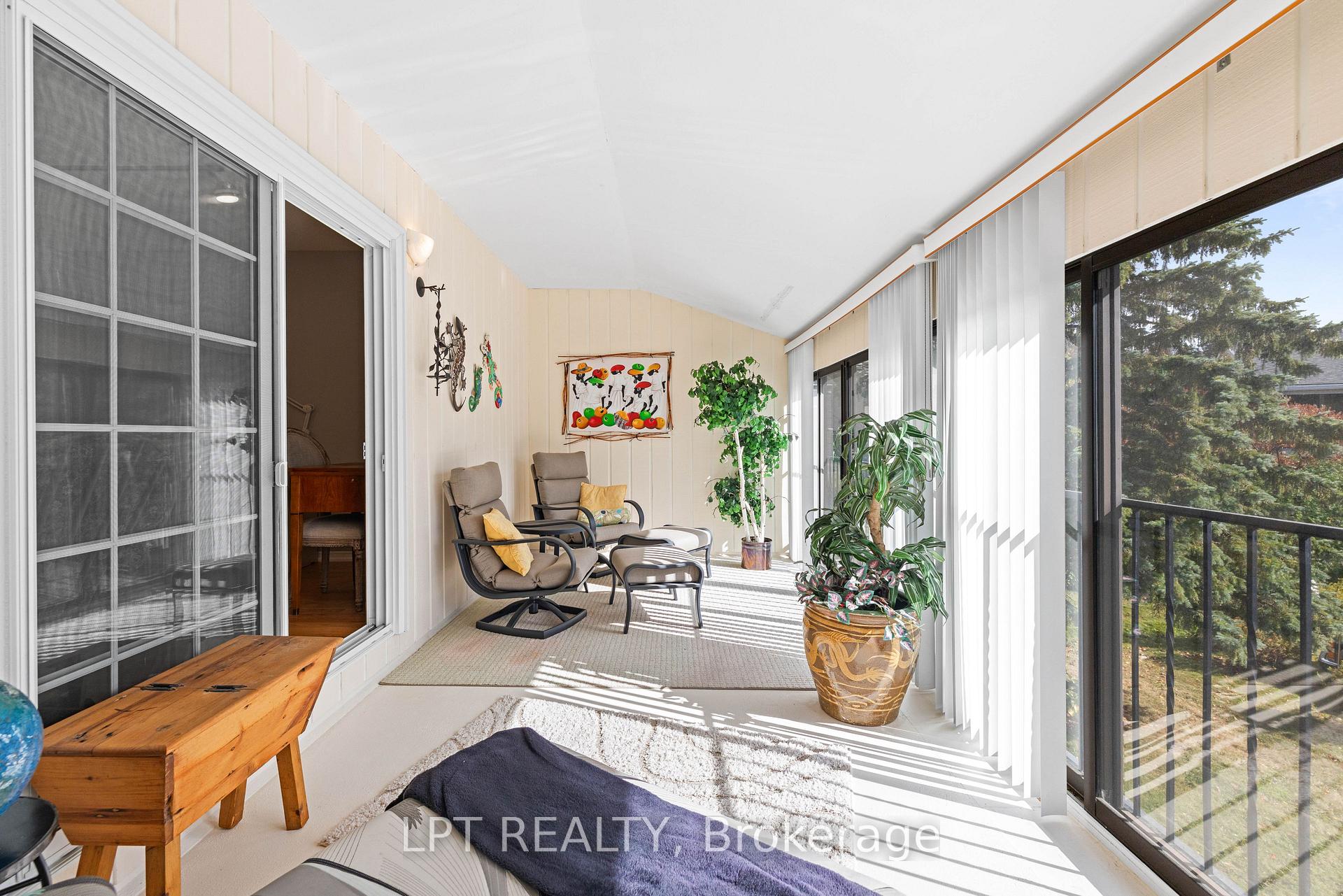 Photo 25 of Unit 16, 433 May Street, Brock, Beaverton — HOMEH