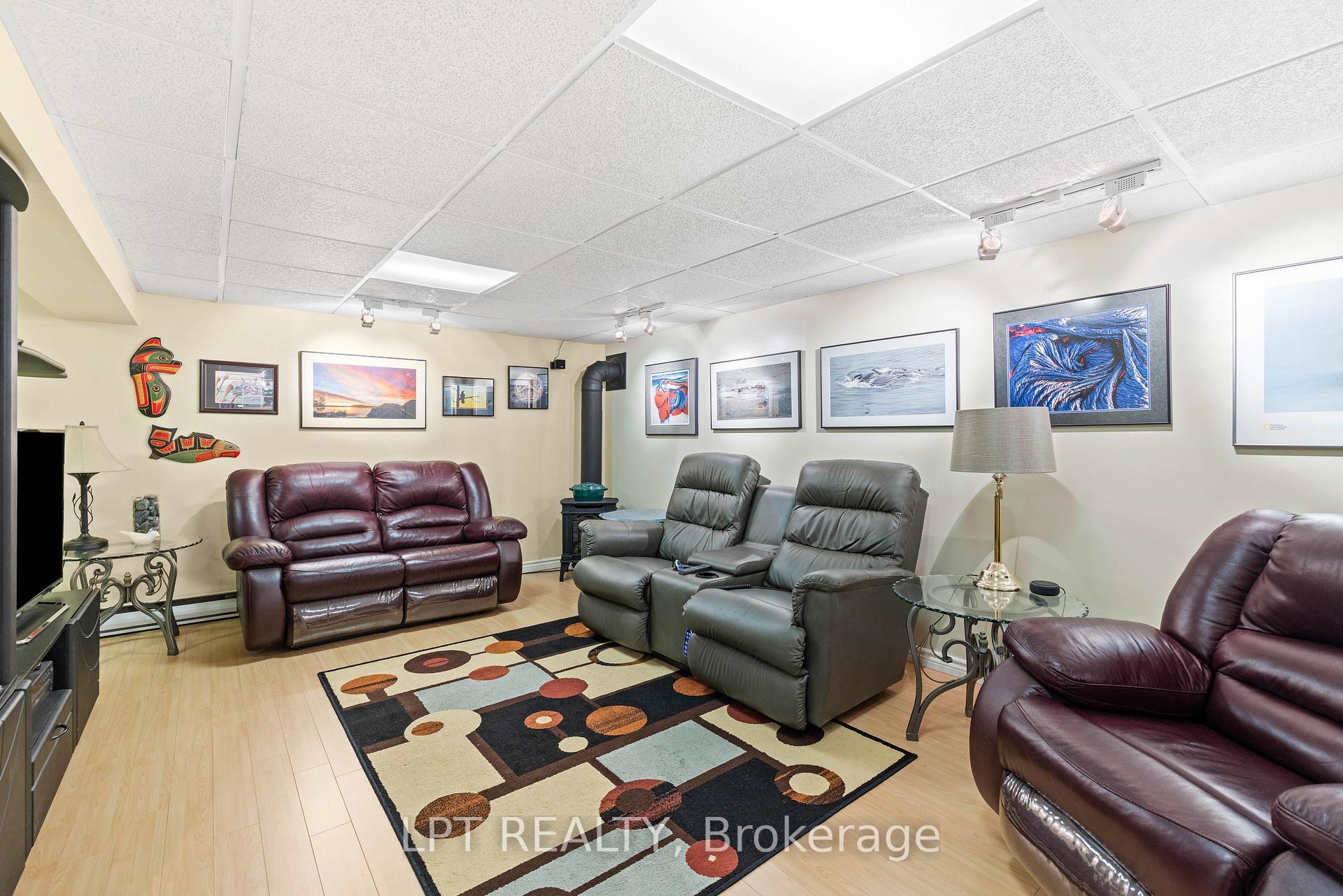 Photo 33 of Unit 16, 433 May Street, Brock, Beaverton — HOMEH