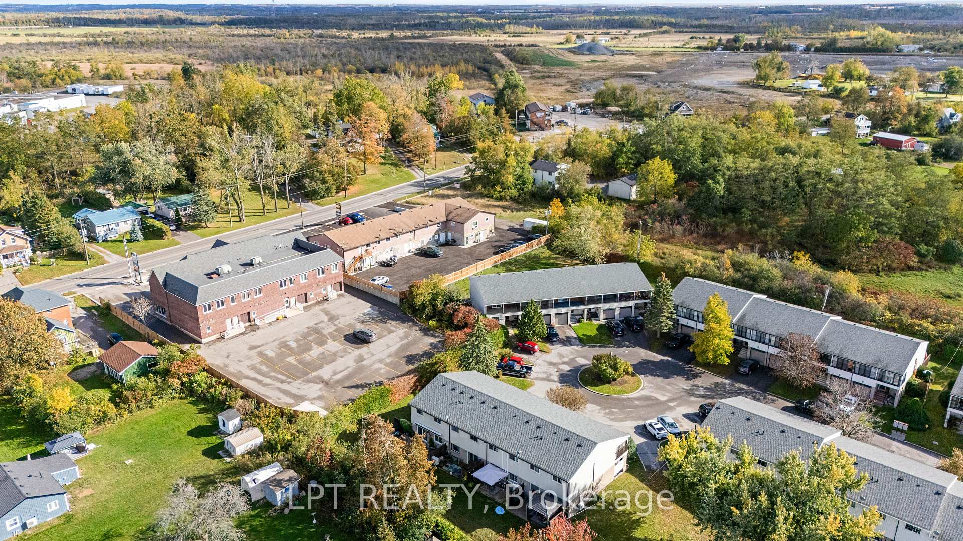 Photo 42 of Unit 16, 433 May Street, Brock, Beaverton — HOMEH