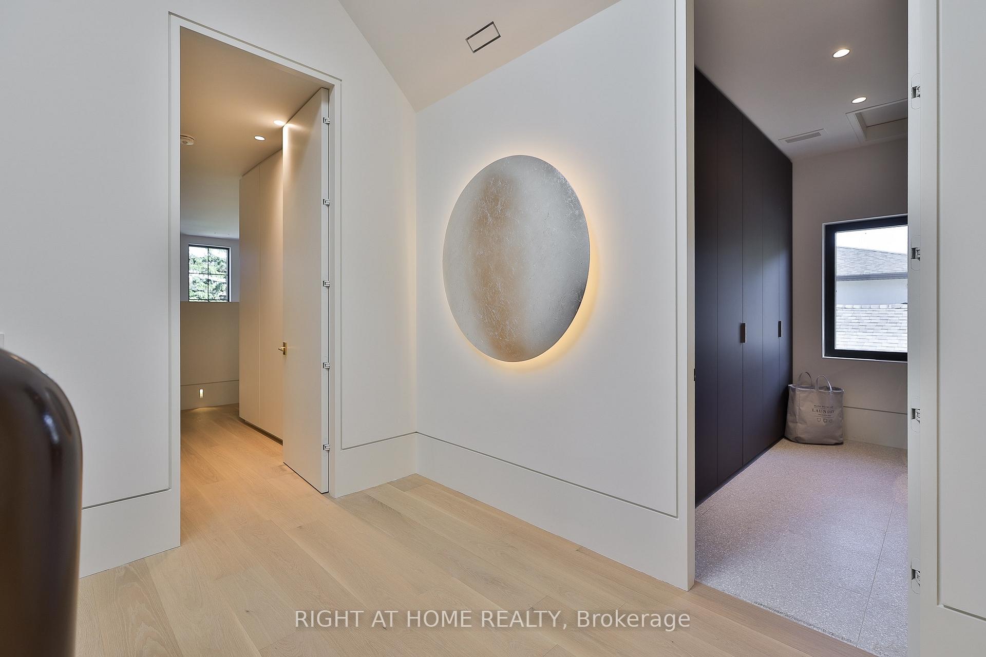 Photo 38 of 127 Yonge Boulevard, Toronto, Bedford Park-Nortown — HOMEH