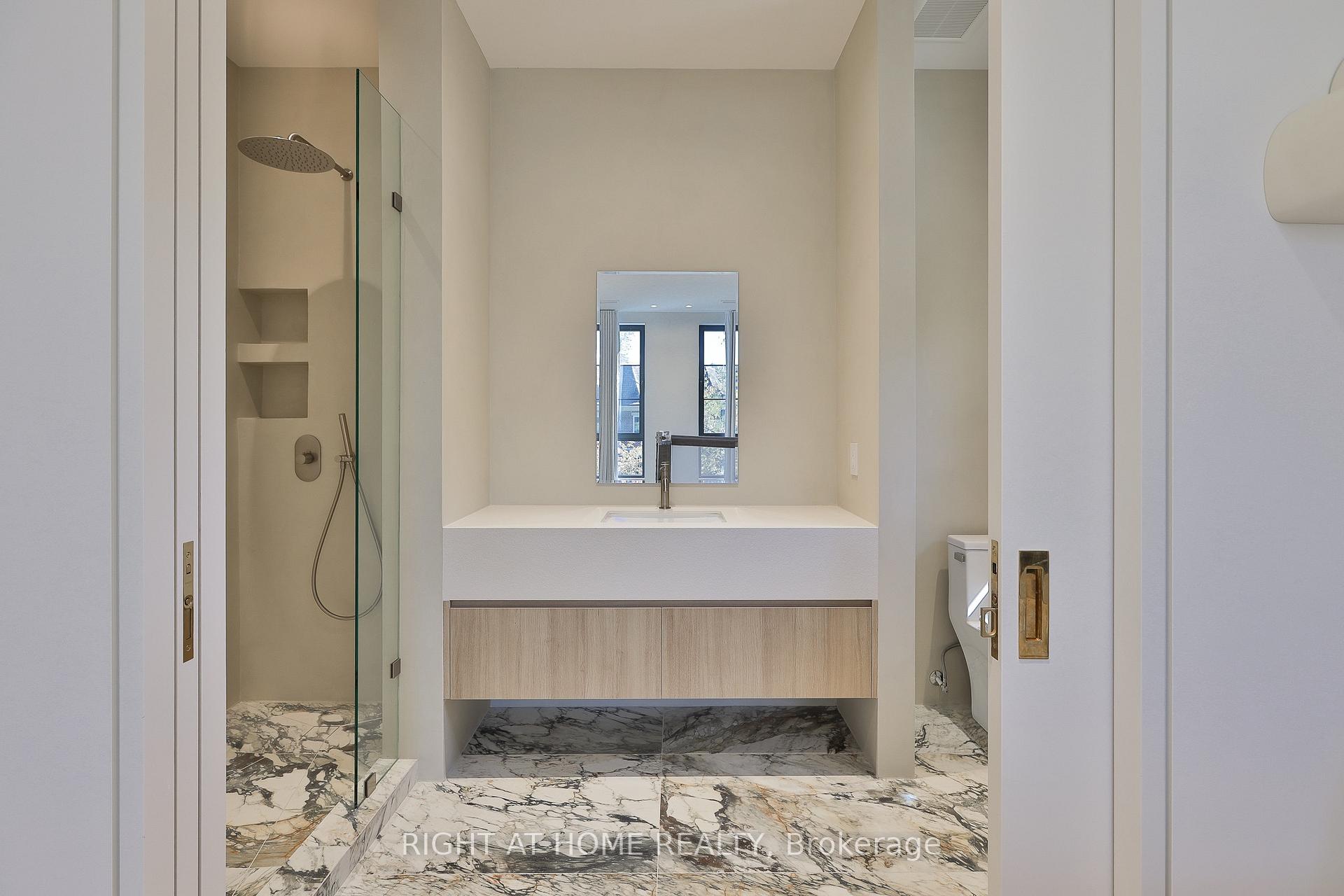 Photo 44 of 127 Yonge Boulevard, Toronto, Bedford Park-Nortown — HOMEH
