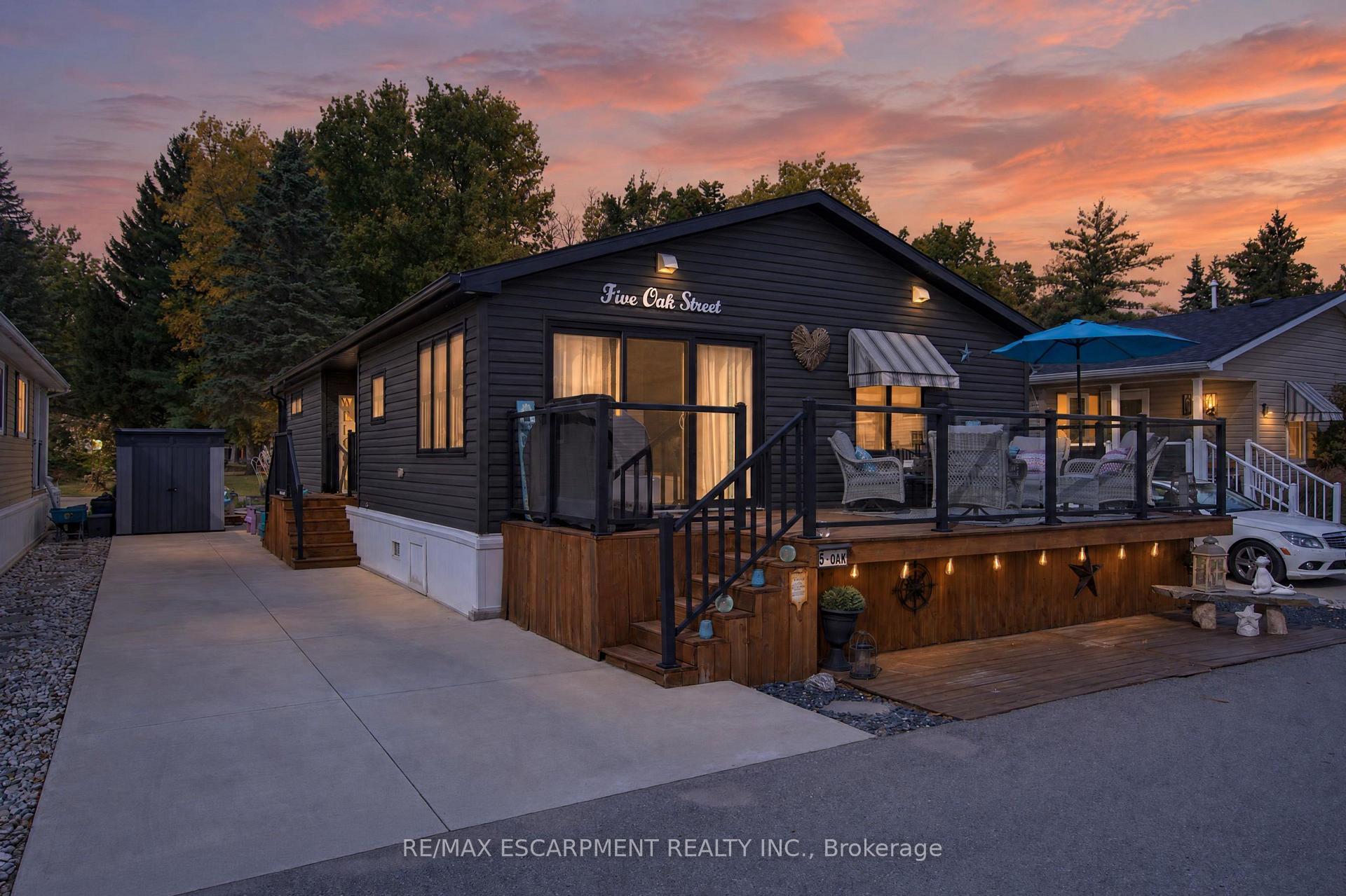 Photo of Unit 5 Oak Street, 4449 Milburough Line