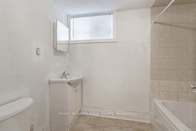 Photo 5 of 5466 Randolph Crescent, Burlington, Appleby — HOMEH