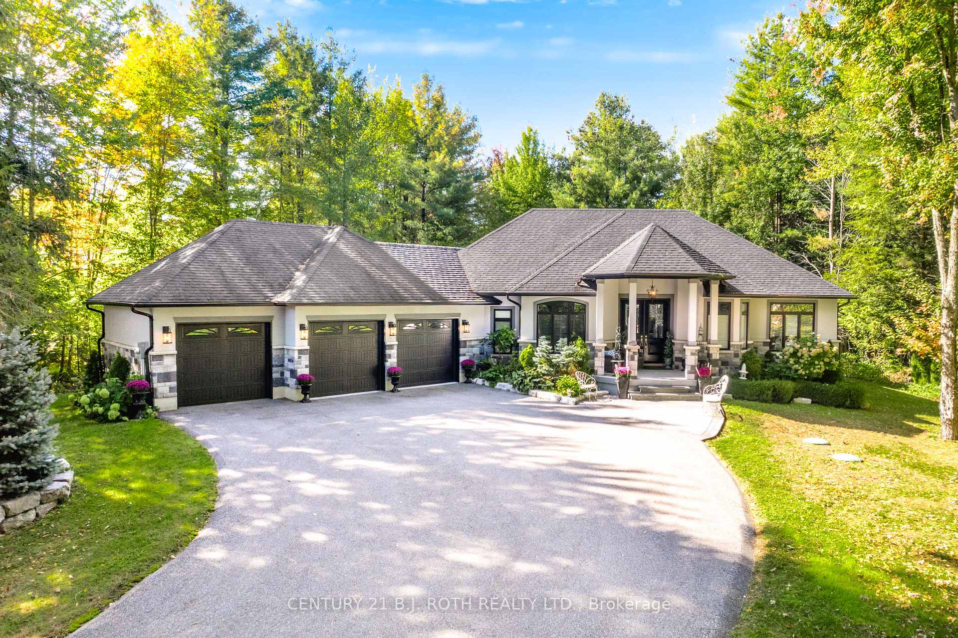 Photo of 2 Sycamore Circle