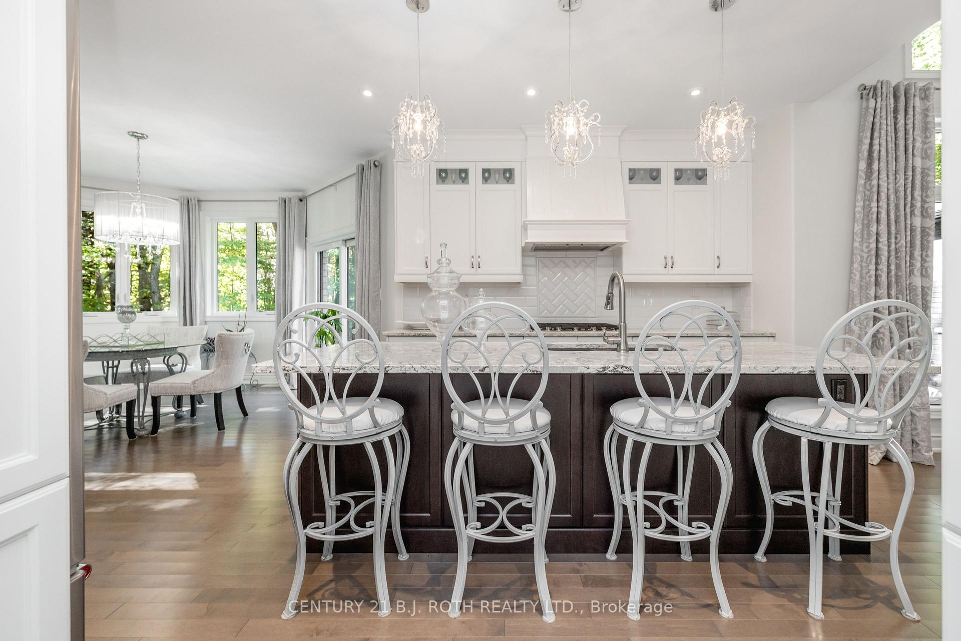 Photo 12 of 2 Sycamore Circle, Springwater, Rural Springwater — HOMEH