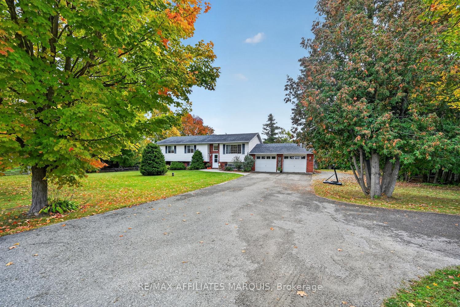 Photo 2 of 113 Bay Road, Rideau Lakes, Rideau Lakes (South Elmsley) Twp — HOMEH