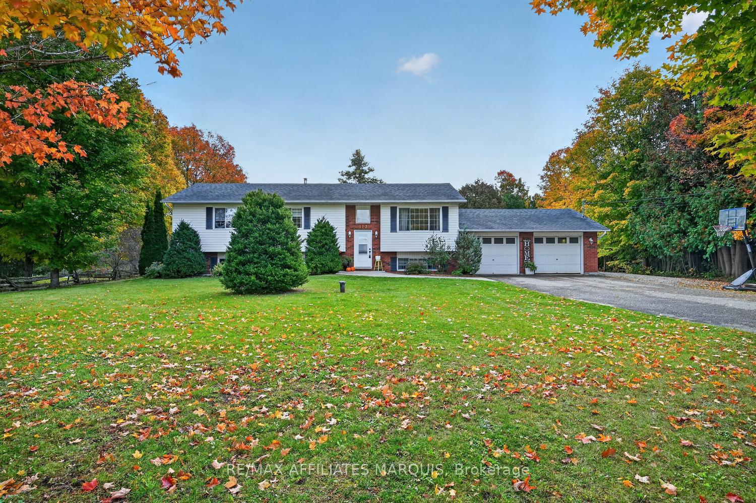 Photo 5 of 113 Bay Road, Rideau Lakes, Rideau Lakes (South Elmsley) Twp — HOMEH