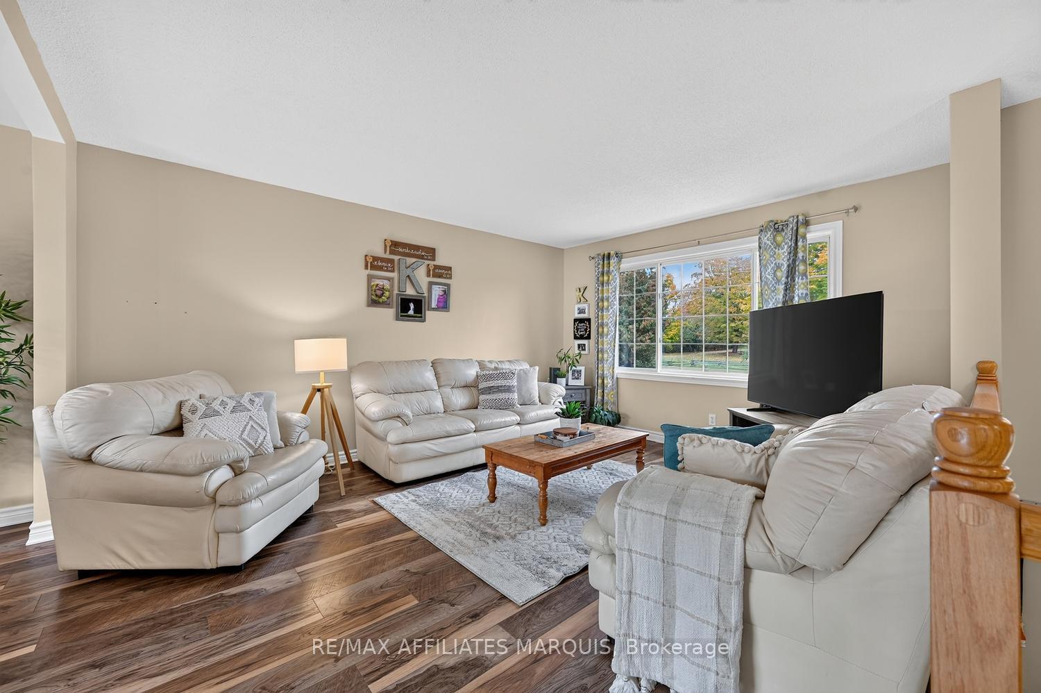 Photo 10 of 113 Bay Road, Rideau Lakes, Rideau Lakes (South Elmsley) Twp — HOMEH