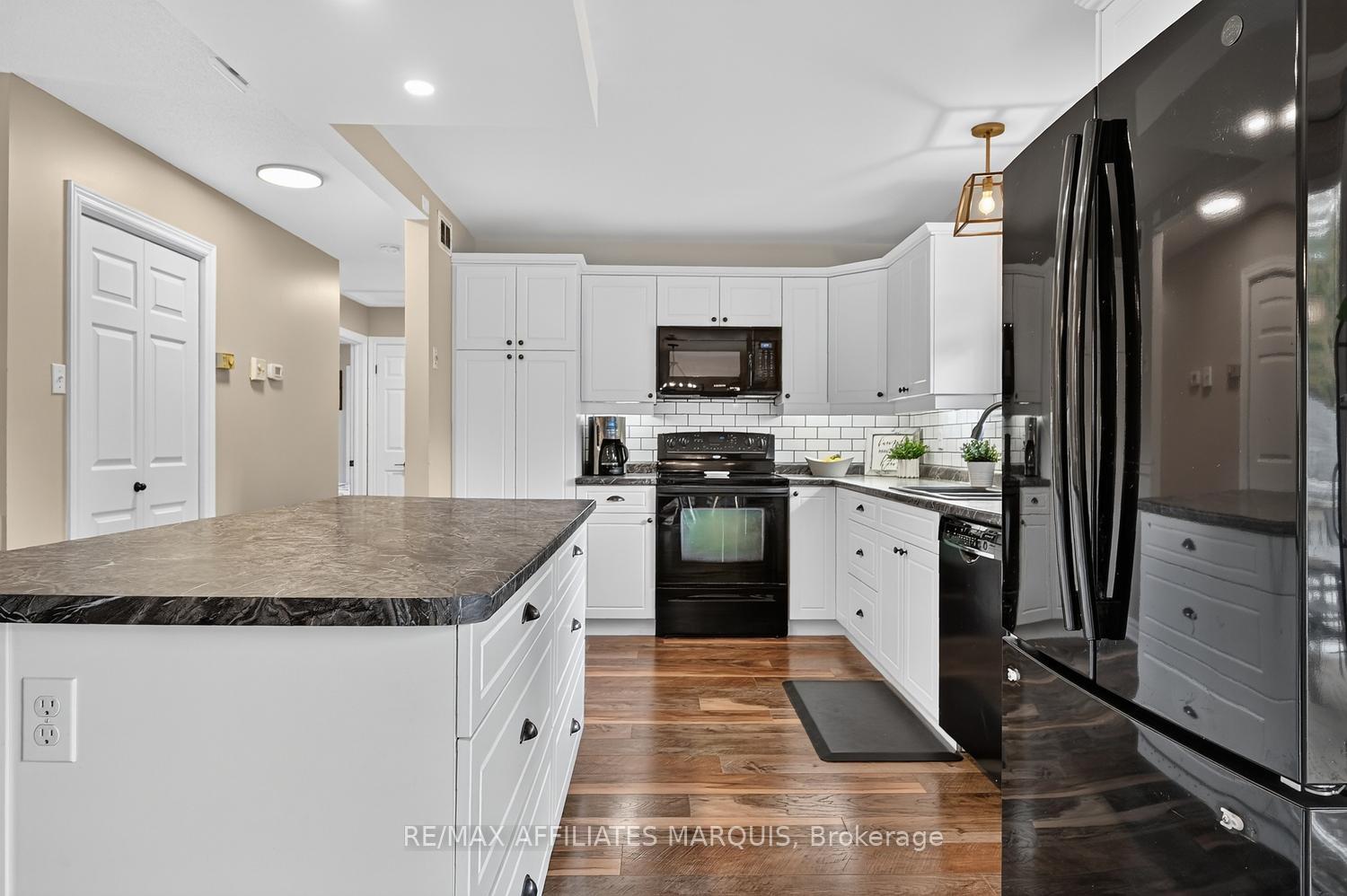 Photo 15 of 113 Bay Road, Rideau Lakes, Rideau Lakes (South Elmsley) Twp — HOMEH