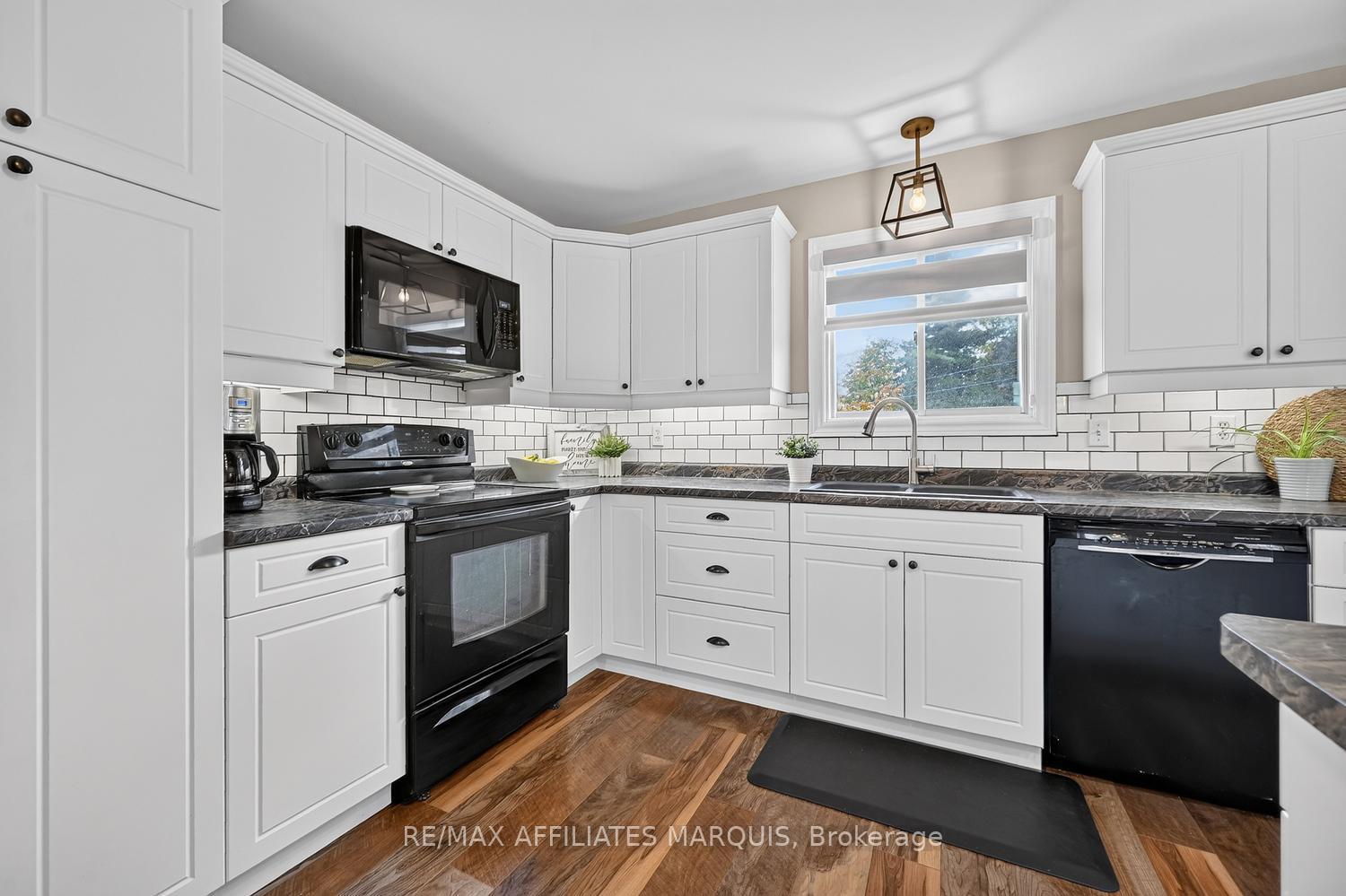 Photo 17 of 113 Bay Road, Rideau Lakes, Rideau Lakes (South Elmsley) Twp — HOMEH