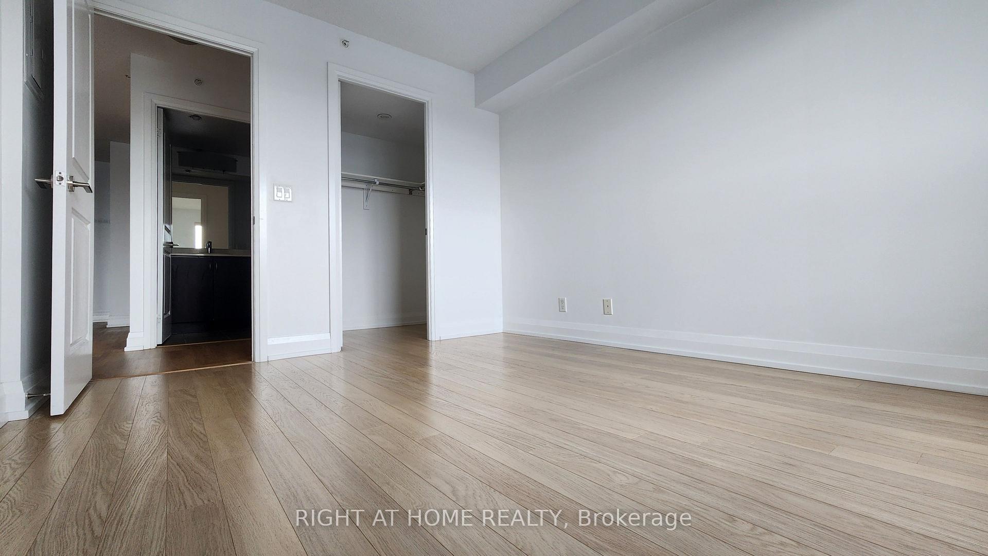 Photo 6 of Unit 817, 370 Highway 7 Avenue E, Richmond Hill, Doncrest — HOMEH