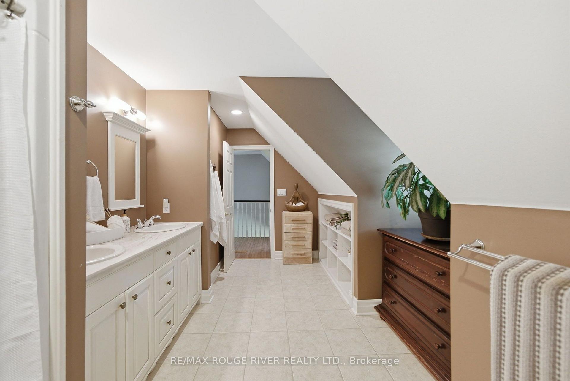 Photo 27 of 2774 Les Davey Road, Hamilton Township, Rural Hamilton — HOMEH