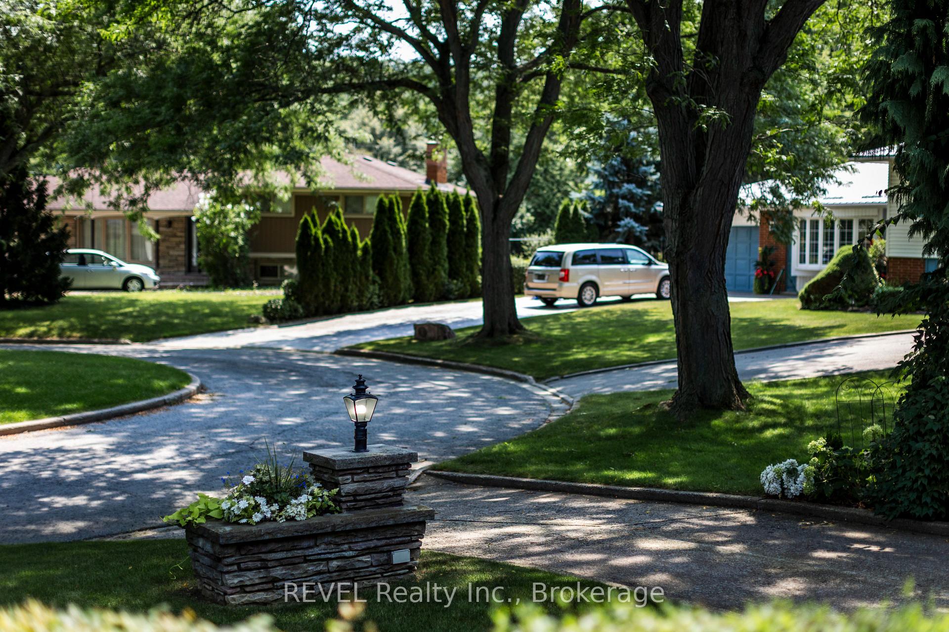 Photo 7 of 7 Glenayr Place, St. Catharines, Glendale/Glenridge — HOMEH