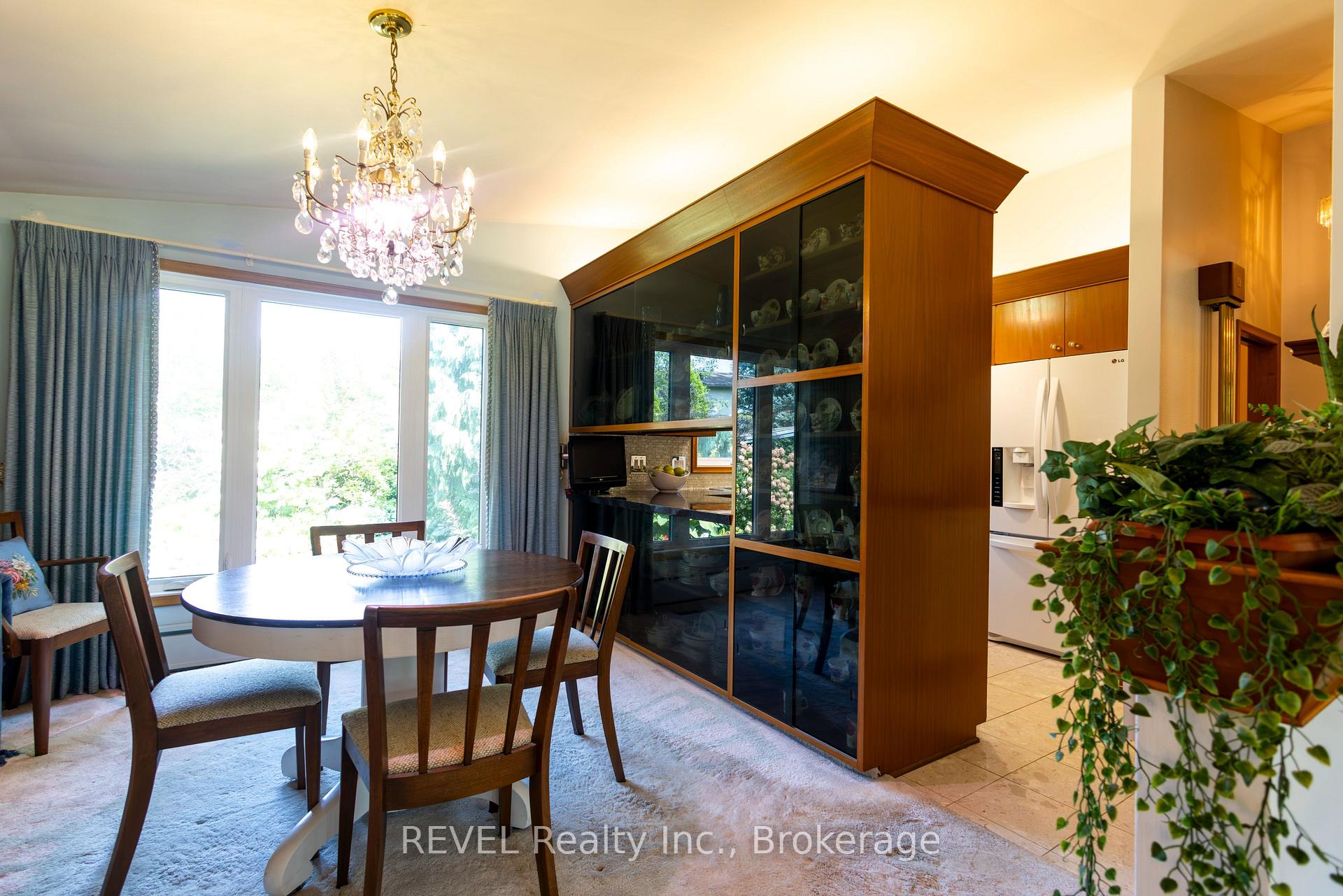 Photo 14 of 7 Glenayr Place, St. Catharines, Glendale/Glenridge — HOMEH