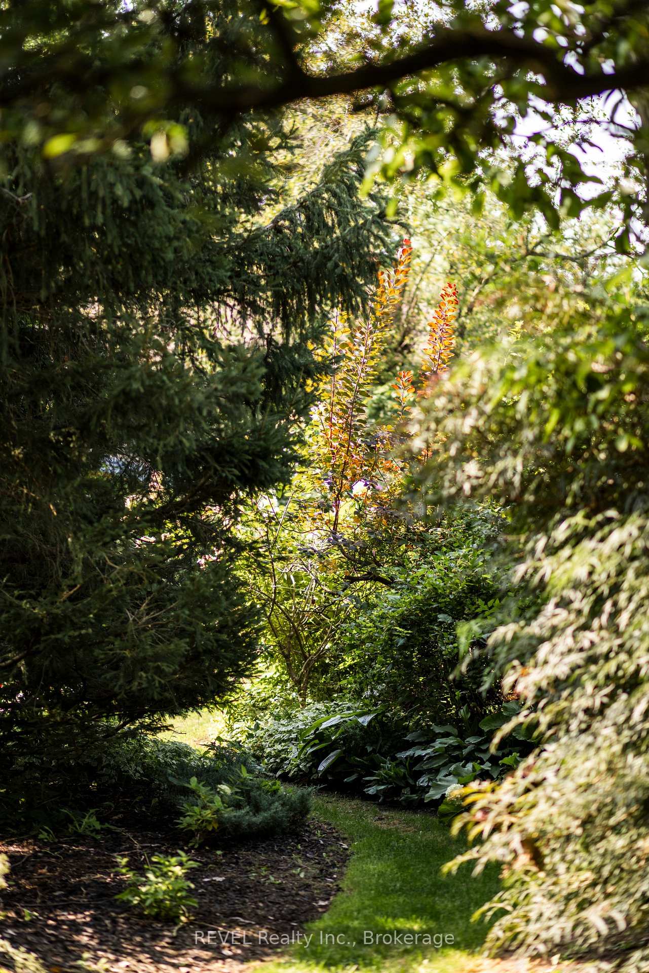 Photo 46 of 7 Glenayr Place, St. Catharines, Glendale/Glenridge — HOMEH