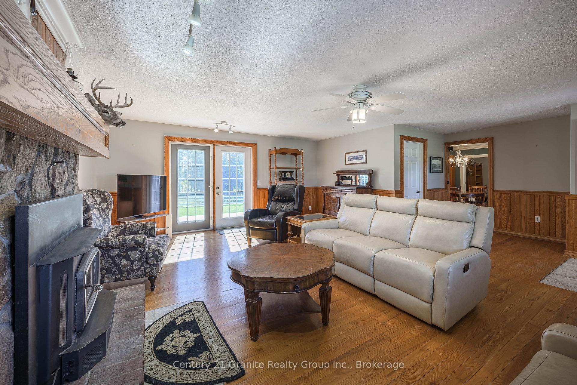 Photo 16 of 224 Burnt River Road, Kawartha Lakes, Somerville — HOMEH
