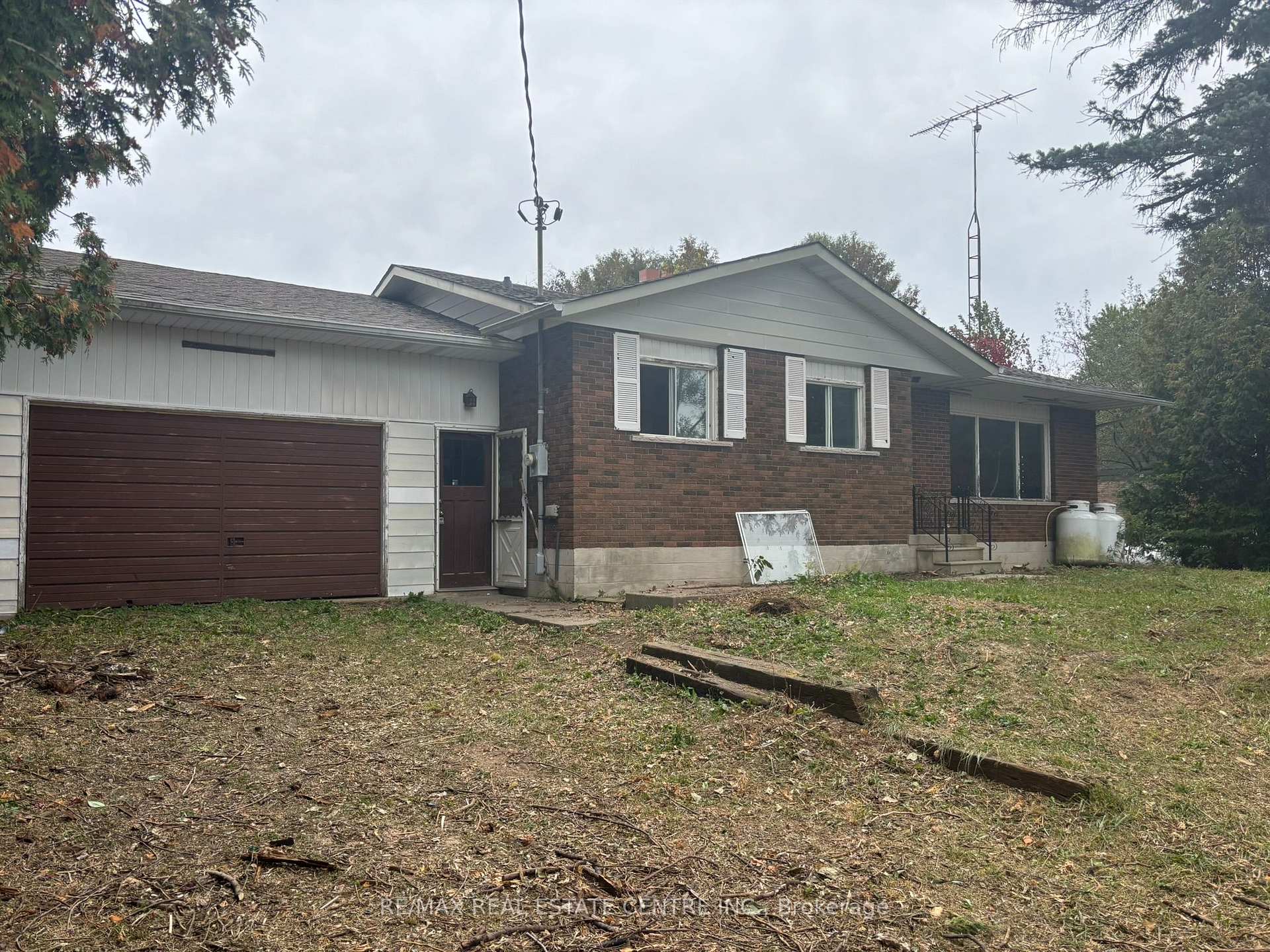 Photo of 14273 4th Line