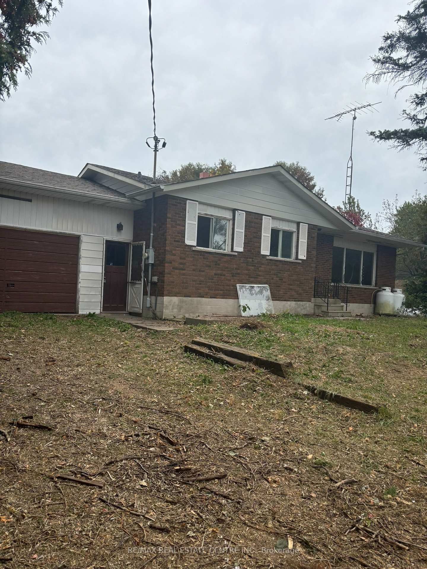 Photo 2 of 14273 4th Line, Halton Hills, Rural Halton Hills — HOMEH