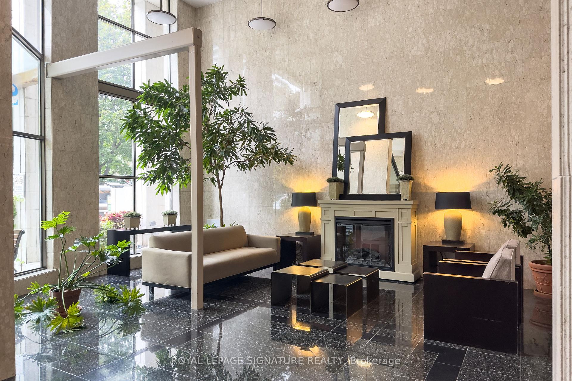 Photo 2 of Unit 722, 65 Scadding Avenue, Toronto, Waterfront Communities — HOMEH