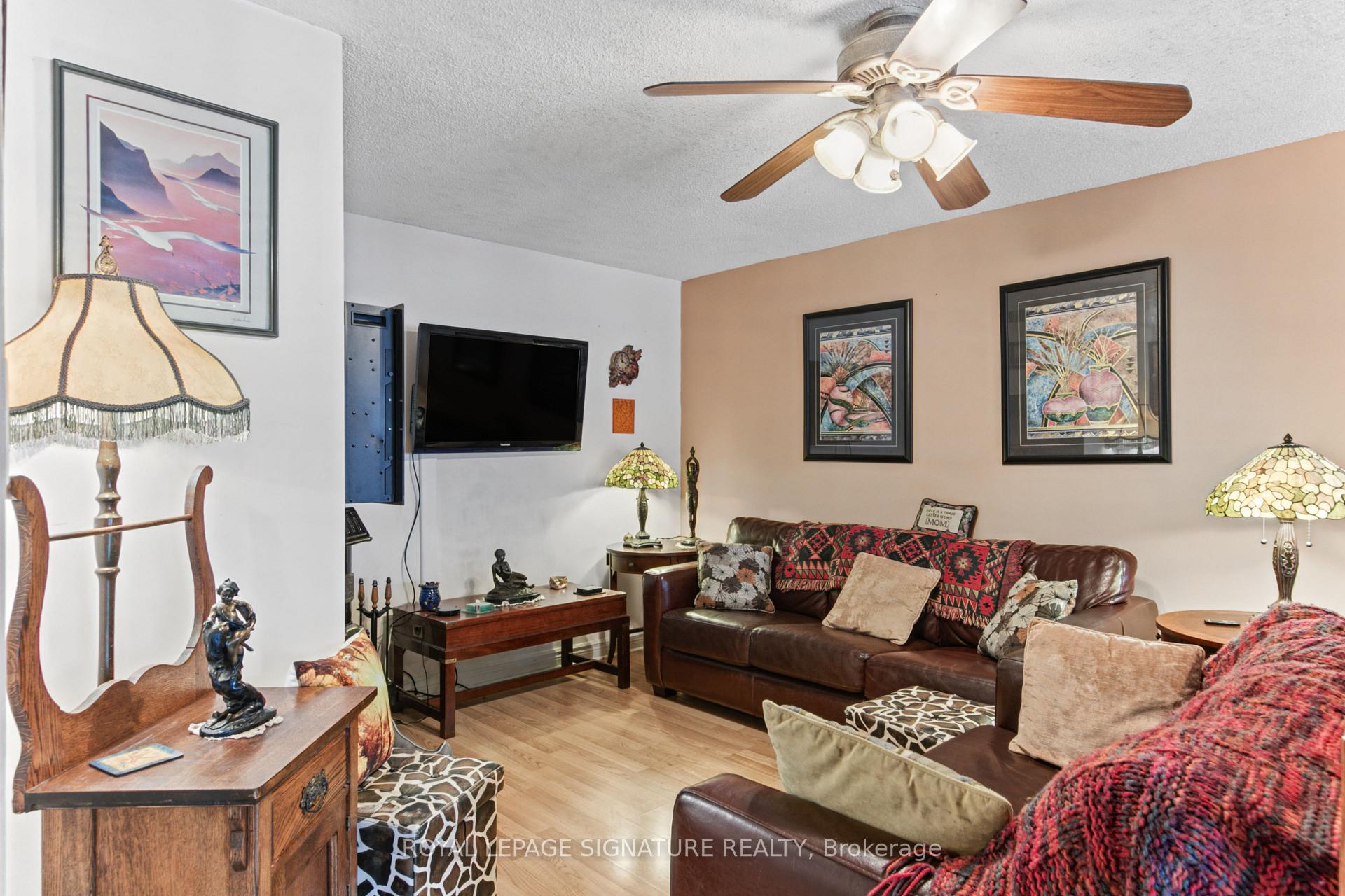 Photo 7 of Unit 722, 65 Scadding Avenue, Toronto, Waterfront Communities — HOMEH