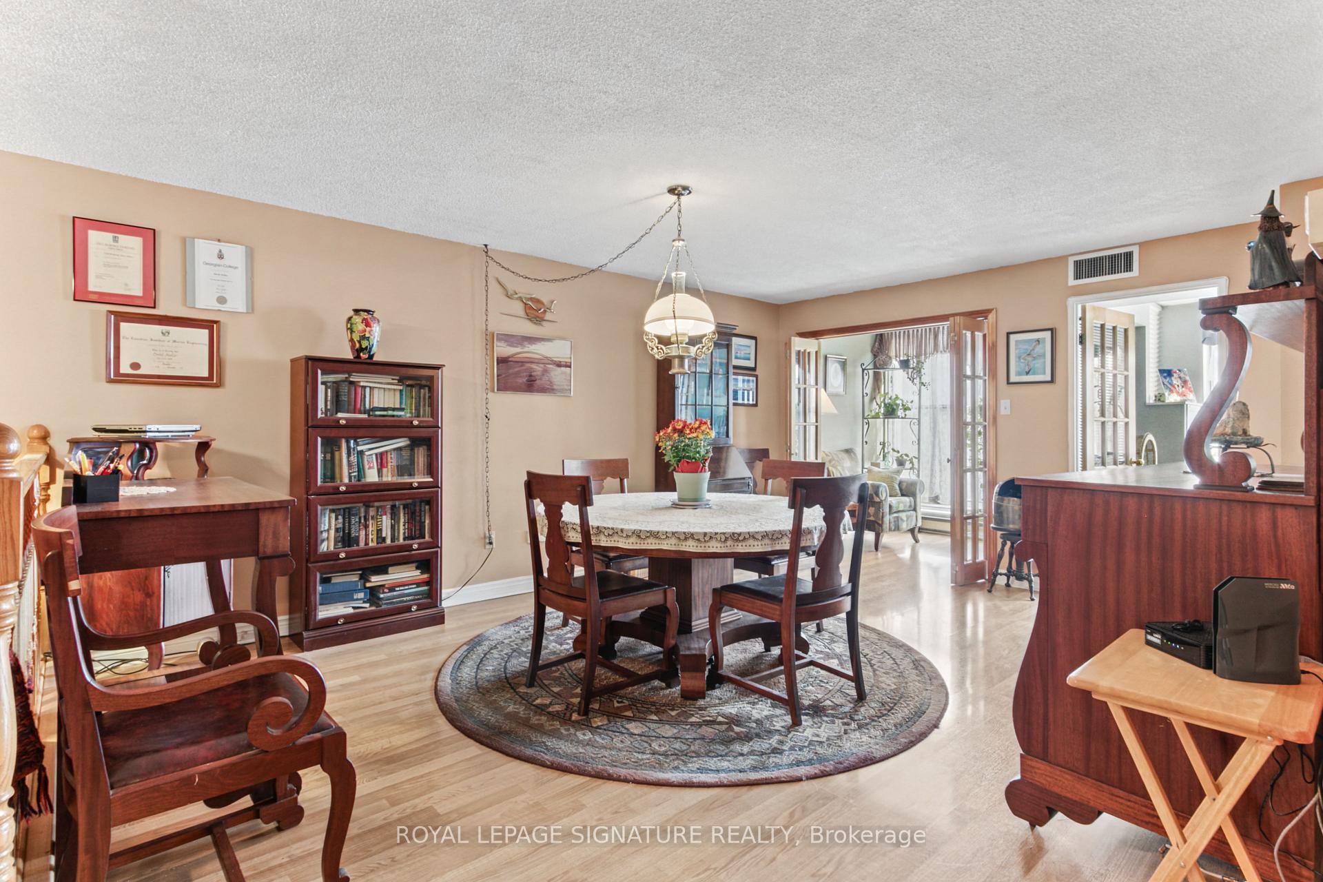Photo 11 of Unit 722, 65 Scadding Avenue, Toronto, Waterfront Communities — HOMEH