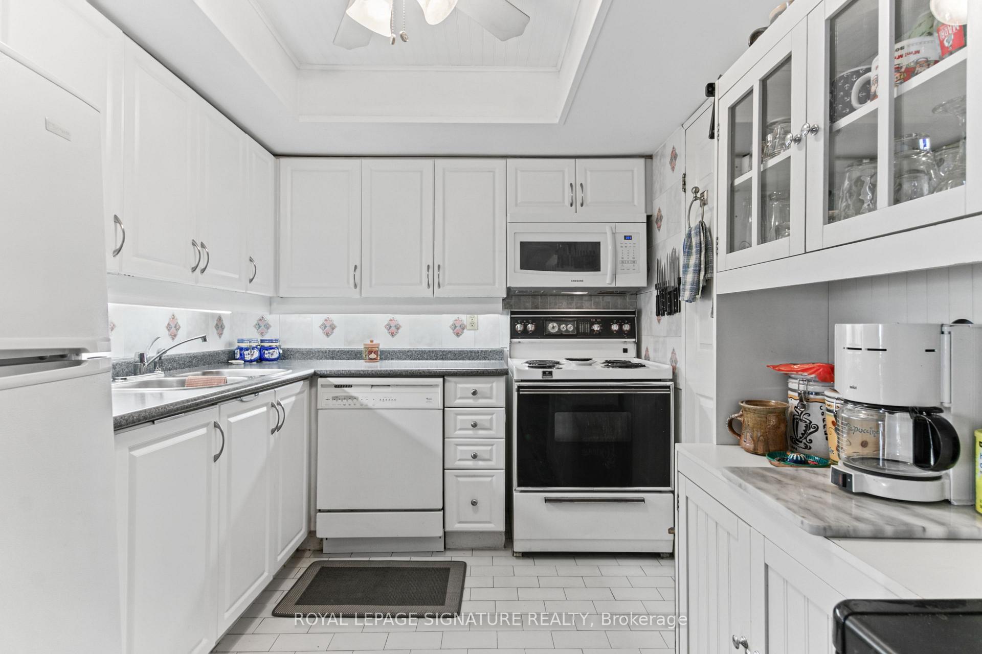 Photo 18 of Unit 722, 65 Scadding Avenue, Toronto, Waterfront Communities — HOMEH