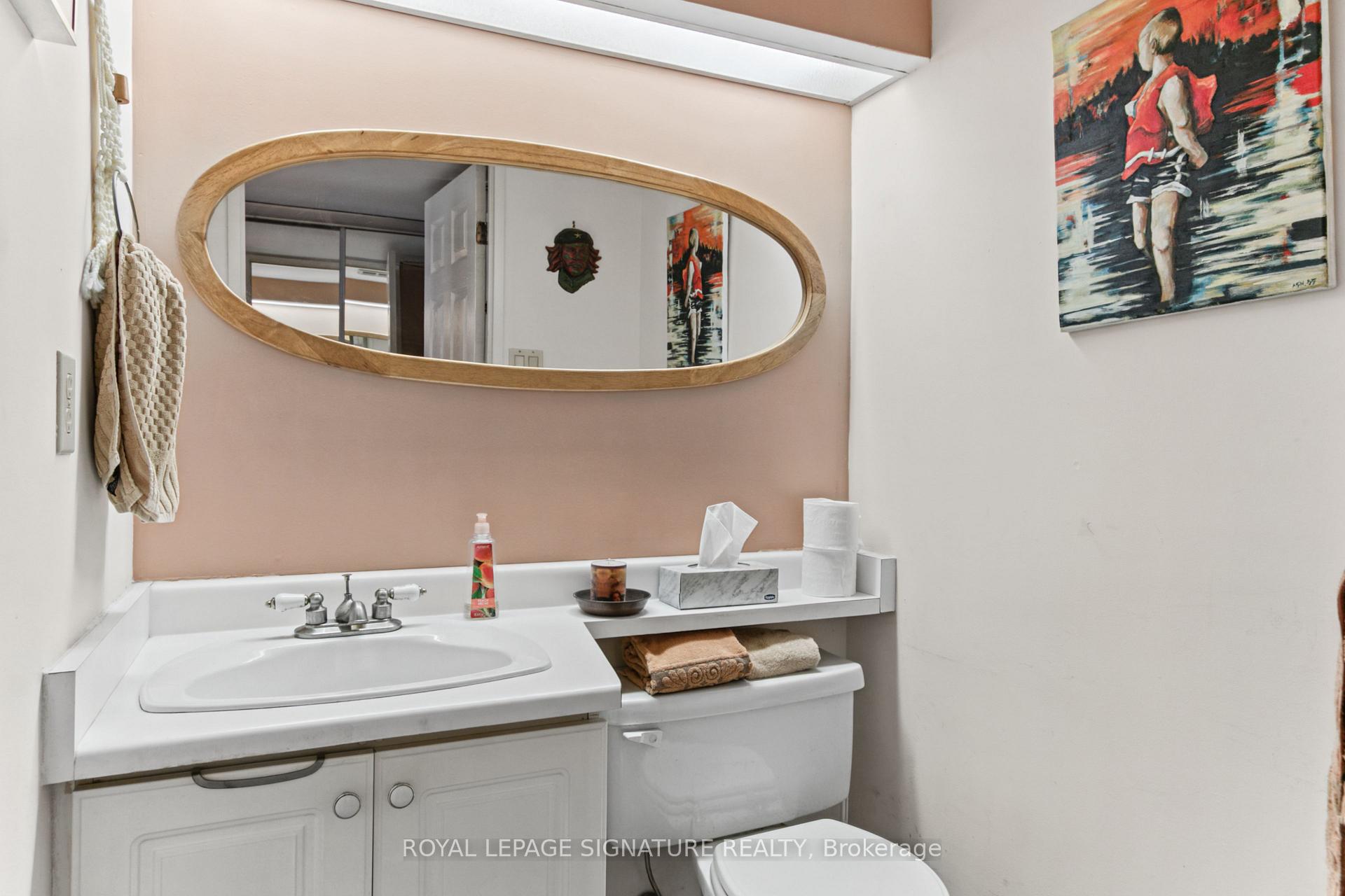 Photo 22 of Unit 722, 65 Scadding Avenue, Toronto, Waterfront Communities — HOMEH