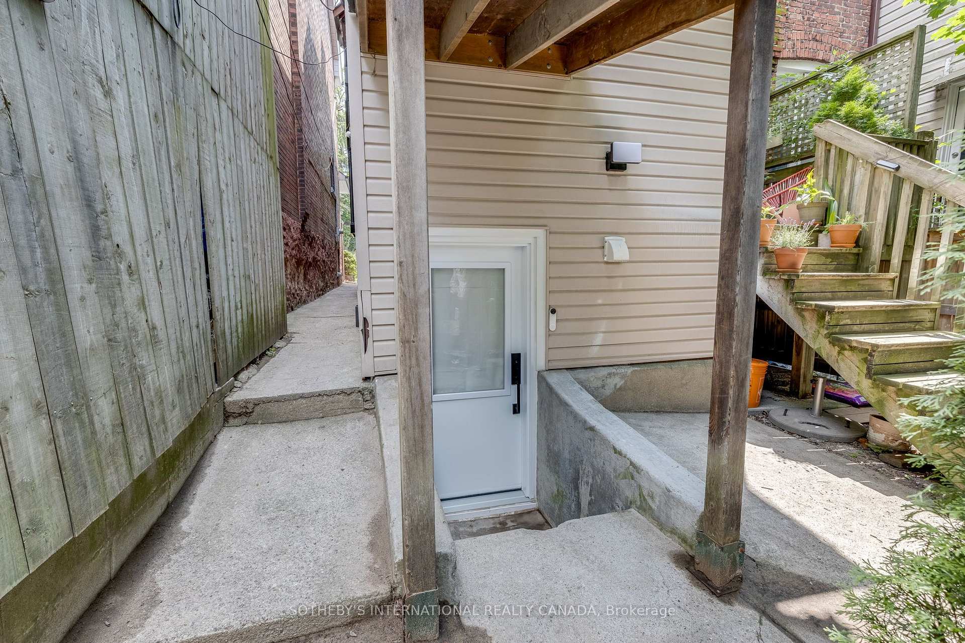 Photo 18 of Unit Bsmt, 120 Glenlake Avenue, Toronto, High Park North — HOMEH