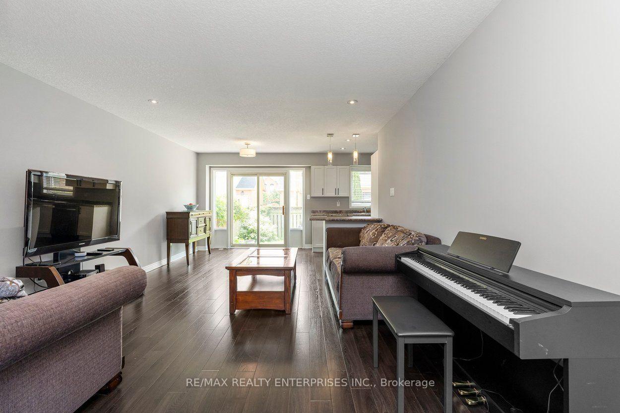 Photo 7 of 2248 Seton Crescent, Burlington, Orchard — HOMEH