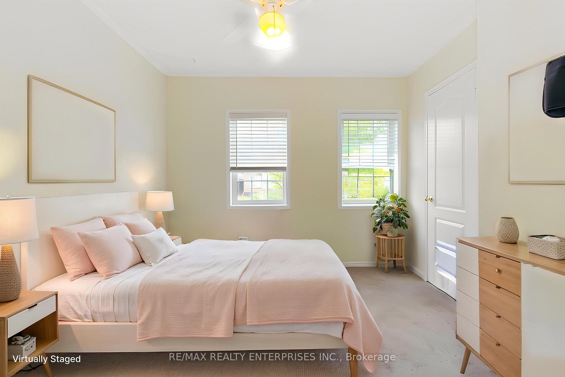 Photo 24 of 2248 Seton Crescent, Burlington, Orchard — HOMEH