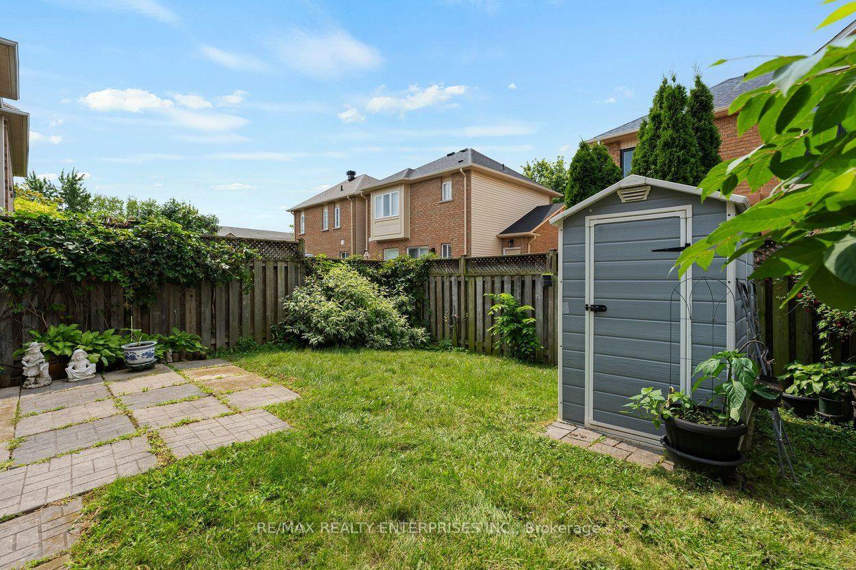 Photo 35 of 2248 Seton Crescent, Burlington, Orchard — HOMEH