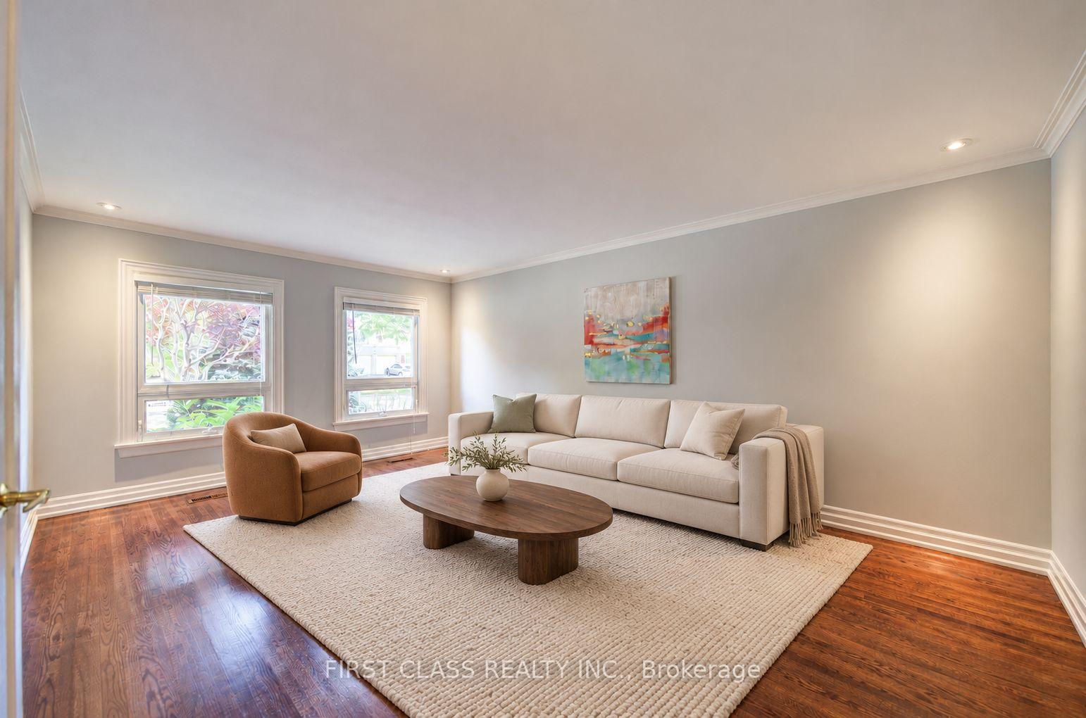 Photo 7 of 54 Magpie Crescent, North York, St. Andrew-Windfields — HOMEH