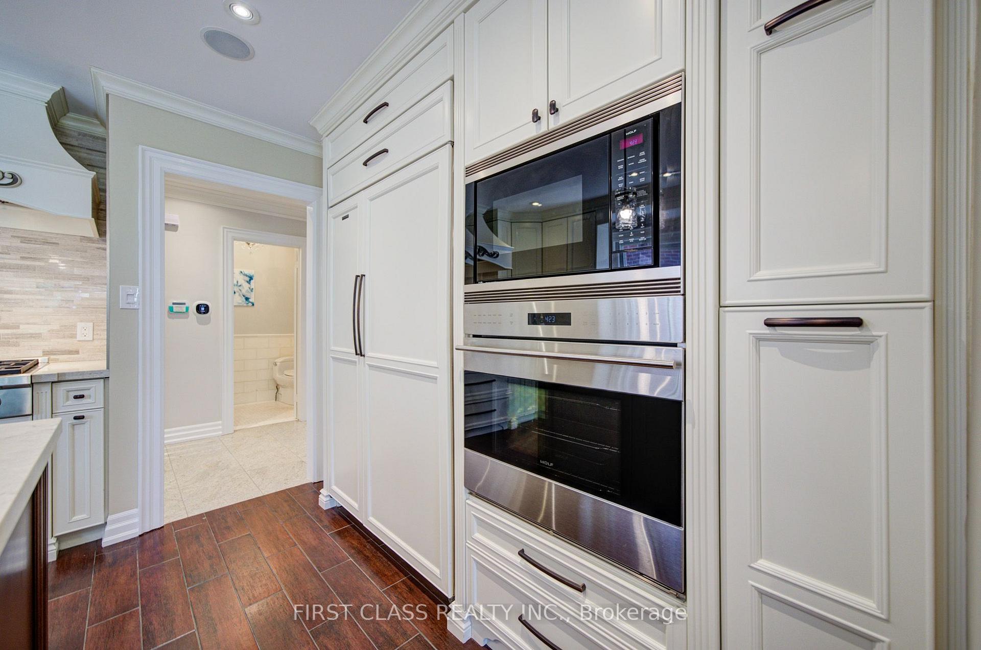 Photo 13 of 54 Magpie Crescent, North York, St. Andrew-Windfields — HOMEH