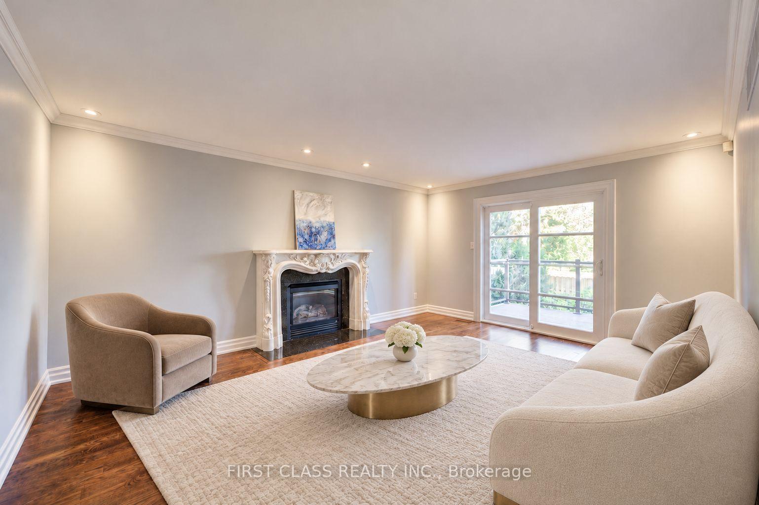 Photo 18 of 54 Magpie Crescent, North York, St. Andrew-Windfields — HOMEH