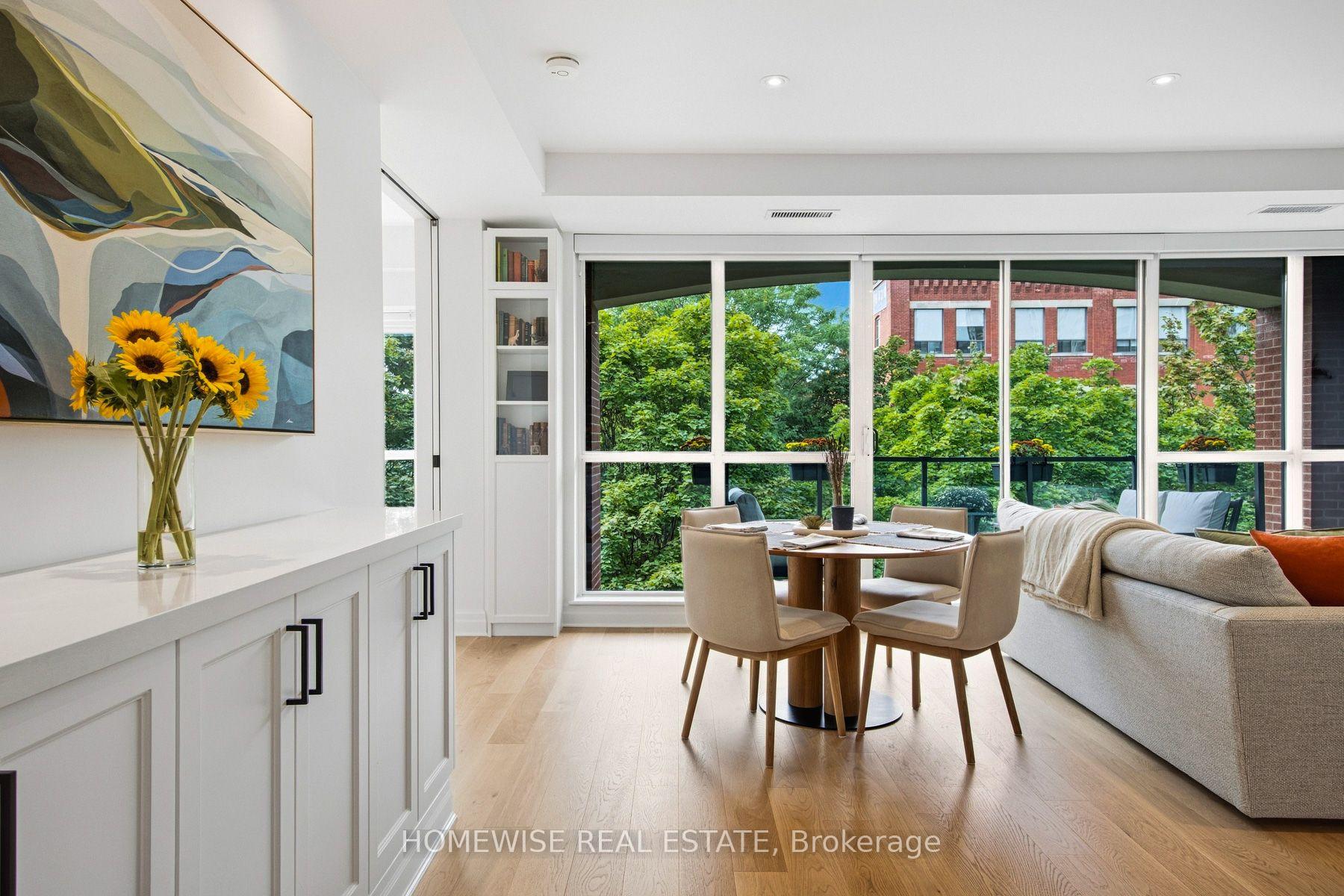 Photo 10 of Unit 403, 11 Soho Street, Toronto, Waterfront Communities — HOMEH