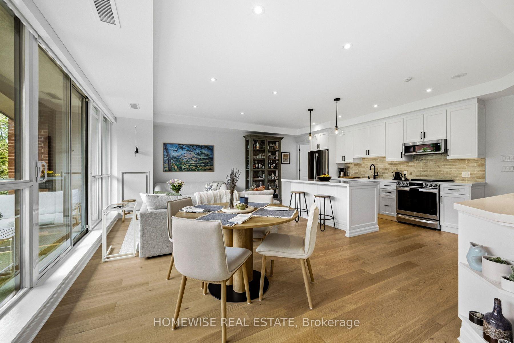 Photo 11 of Unit 403, 11 Soho Street, Toronto, Waterfront Communities — HOMEH