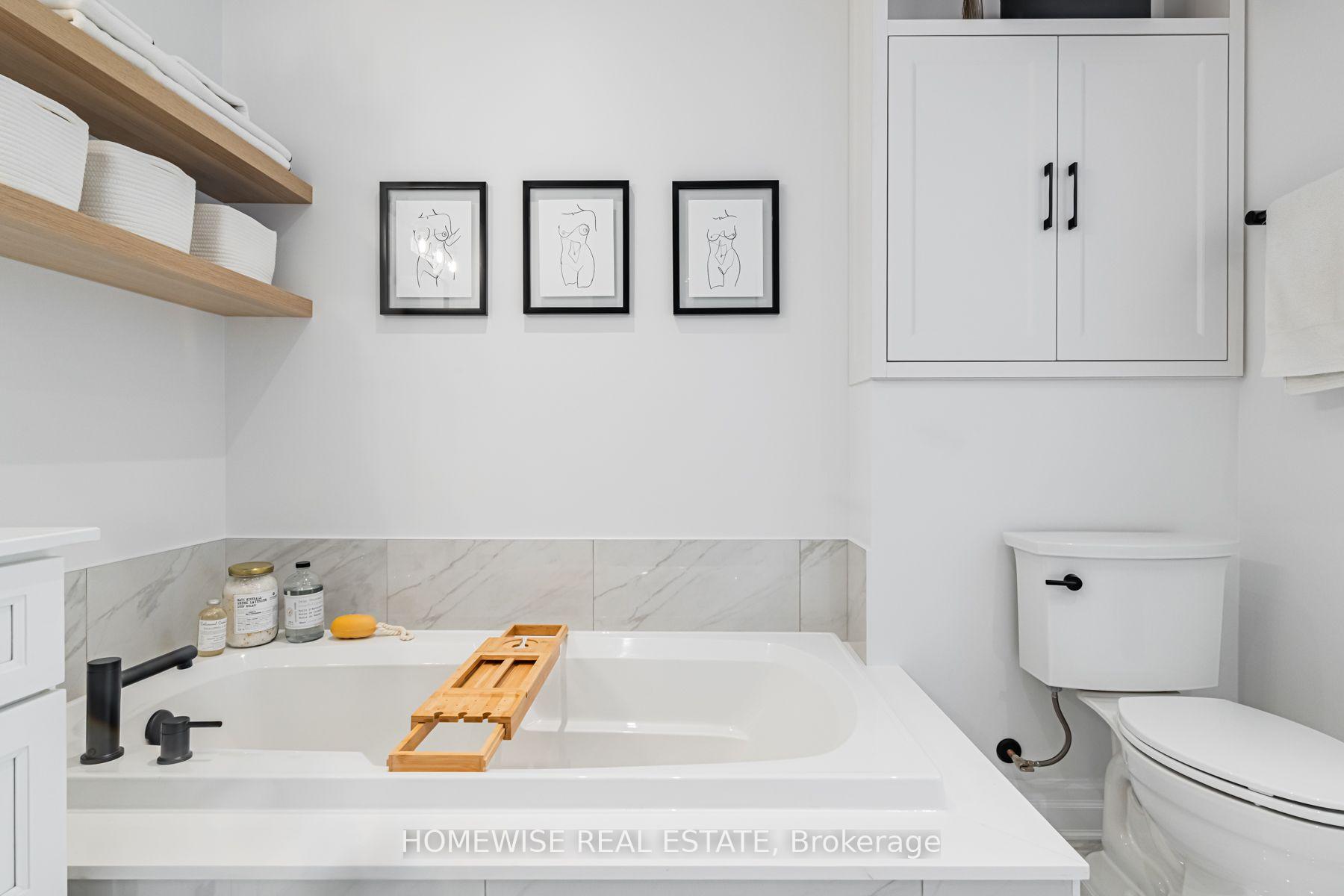 Photo 16 of Unit 403, 11 Soho Street, Toronto, Waterfront Communities — HOMEH