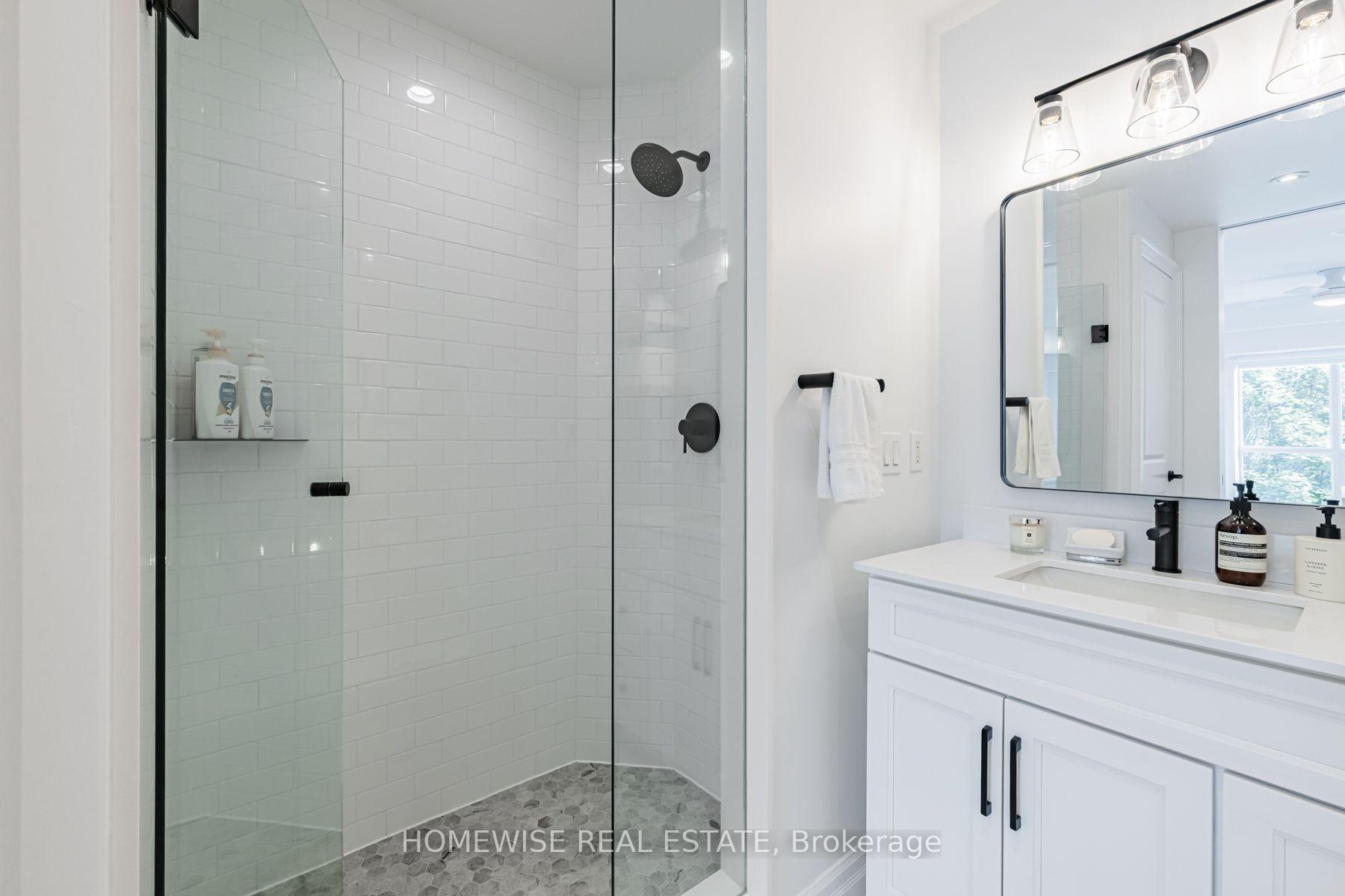 Photo 18 of Unit 403, 11 Soho Street, Toronto, Waterfront Communities — HOMEH