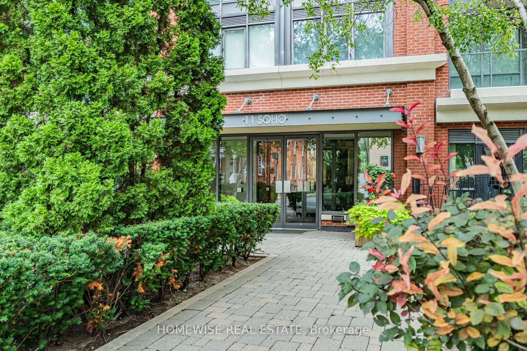 Photo 25 of Unit 403, 11 Soho Street, Toronto, Waterfront Communities — HOMEH