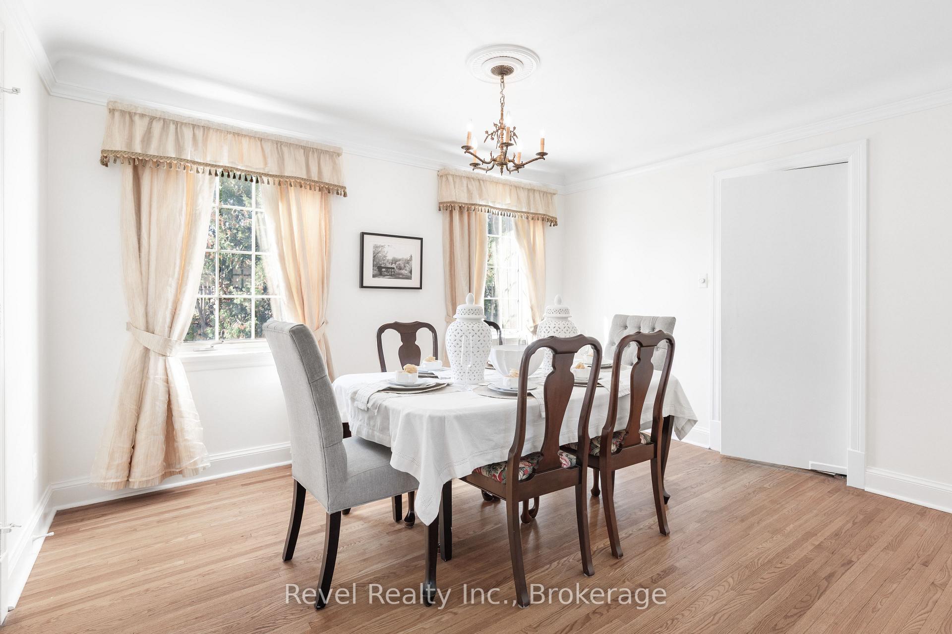 Photo 10 of 13 Sylvan Crescent, Kawartha Lakes, Lindsay — HOMEH