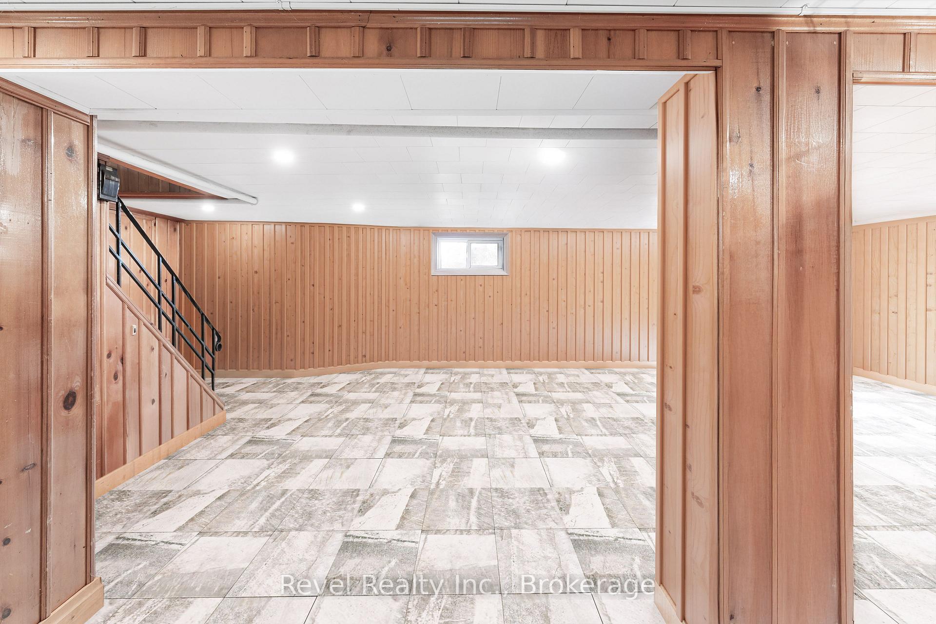 Photo 31 of 13 Sylvan Crescent, Kawartha Lakes, Lindsay — HOMEH