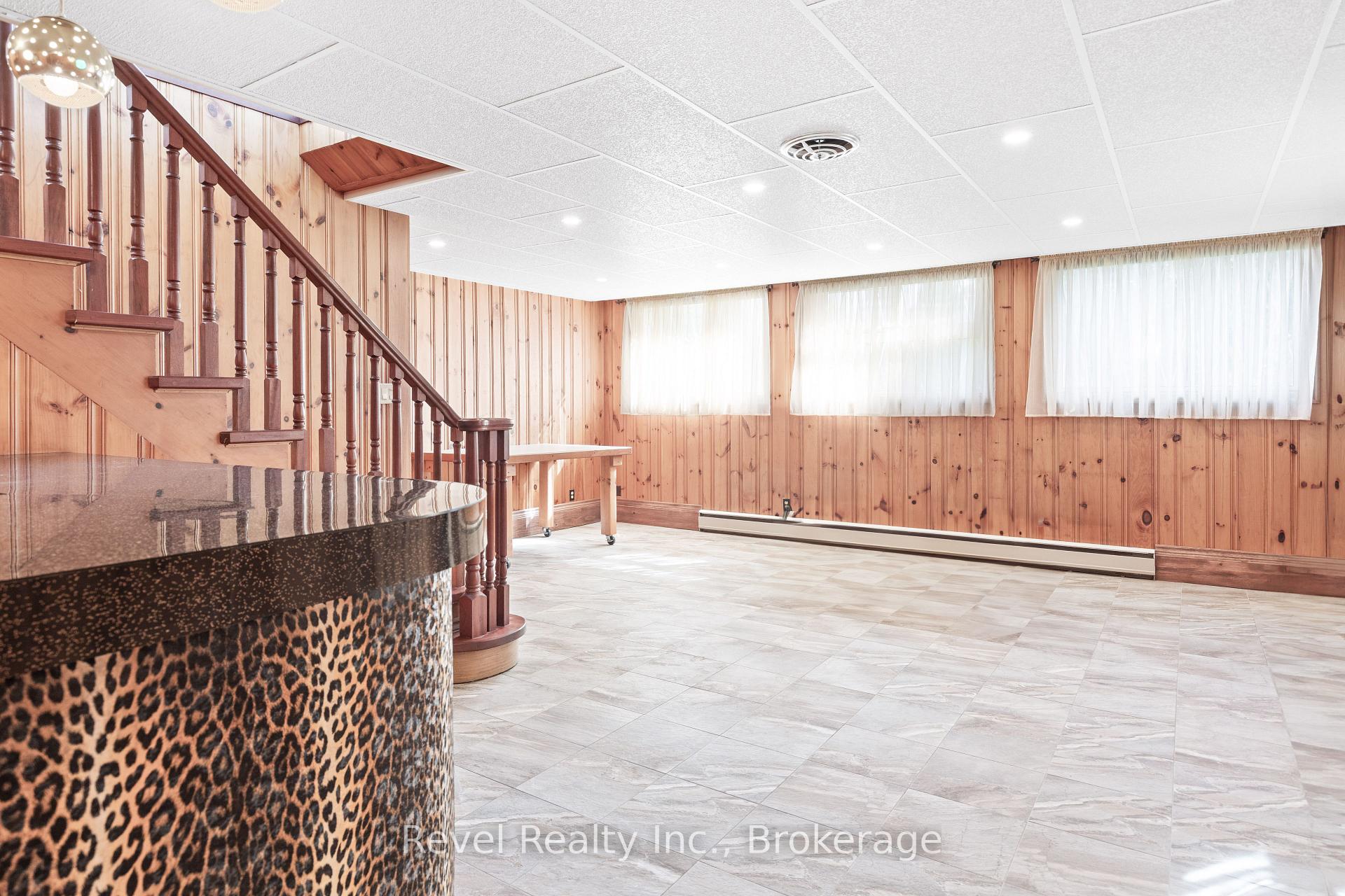 Photo 34 of 13 Sylvan Crescent, Kawartha Lakes, Lindsay — HOMEH