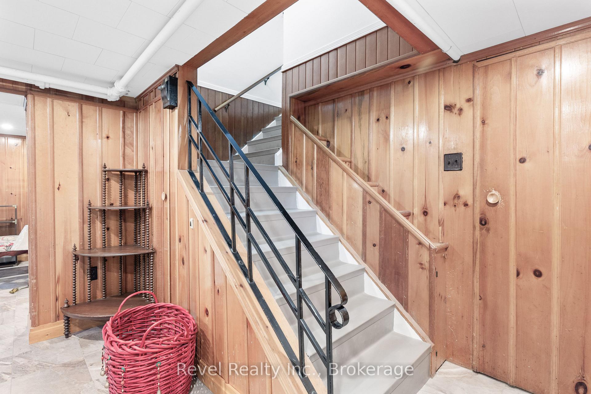Photo 35 of 13 Sylvan Crescent, Kawartha Lakes, Lindsay — HOMEH