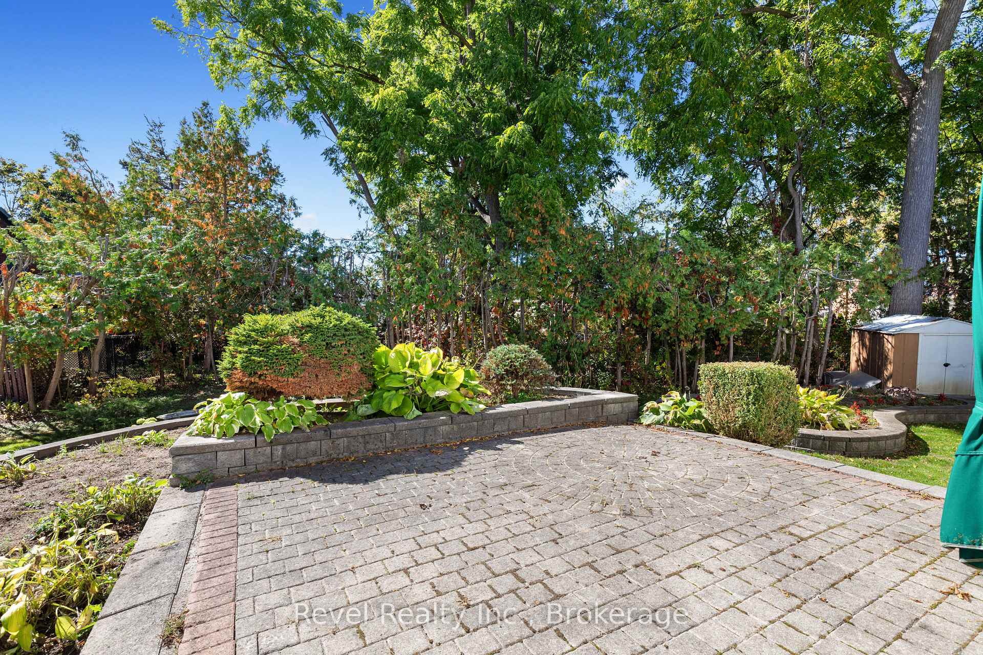 Photo 43 of 13 Sylvan Crescent, Kawartha Lakes, Lindsay — HOMEH