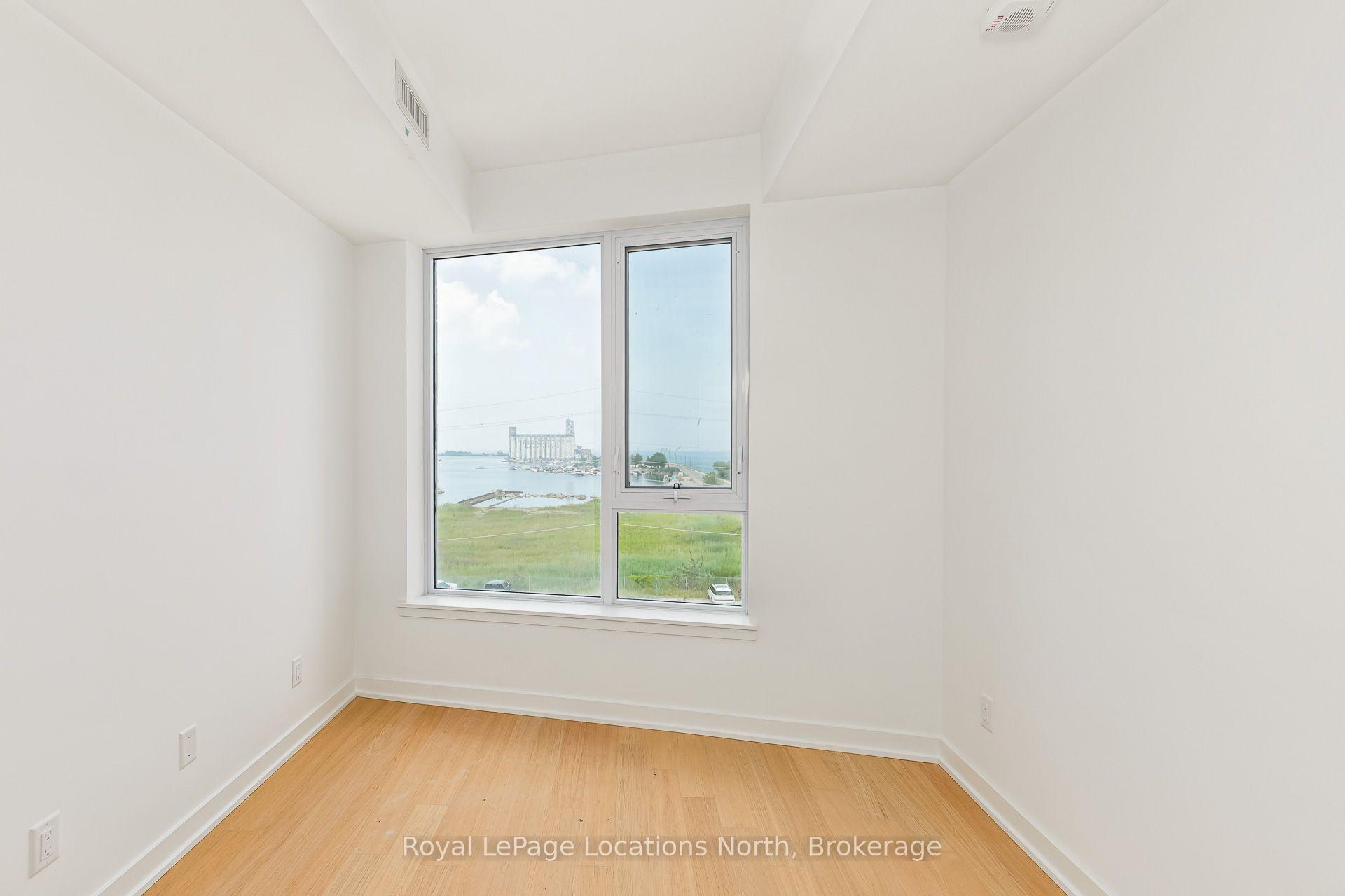 Photo 12 of Unit #403, 31 Huron Street, Collingwood — HOMEH